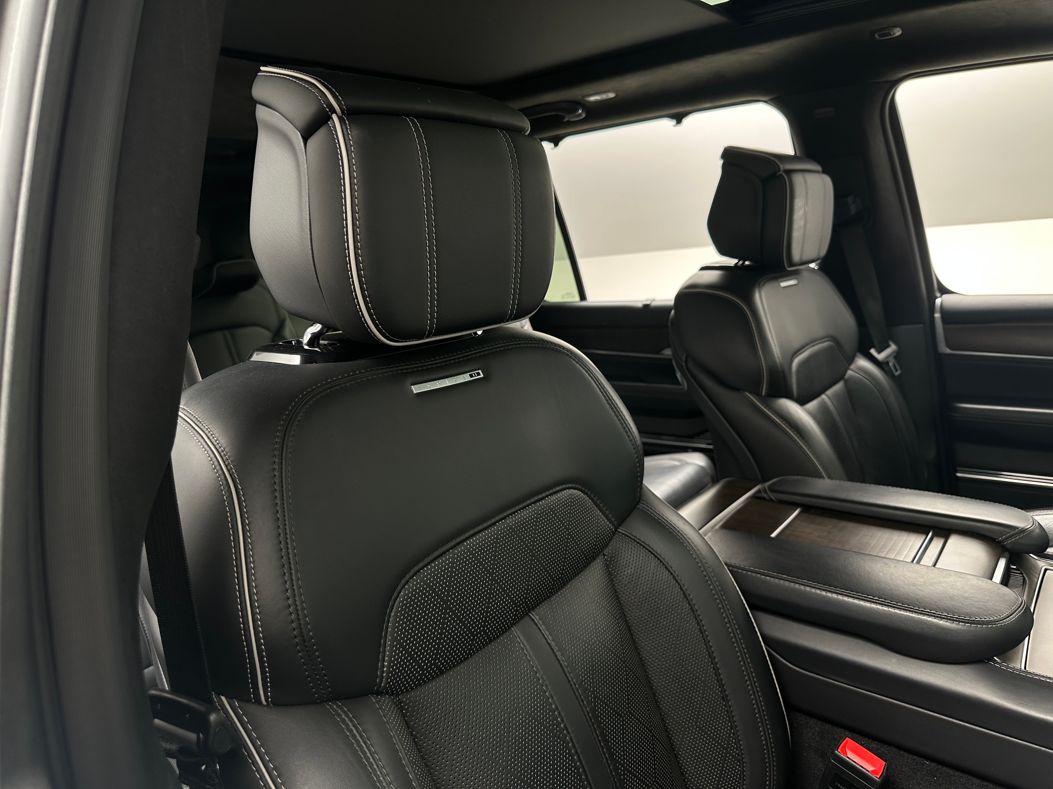2023 Jeep Grand Wagoneer