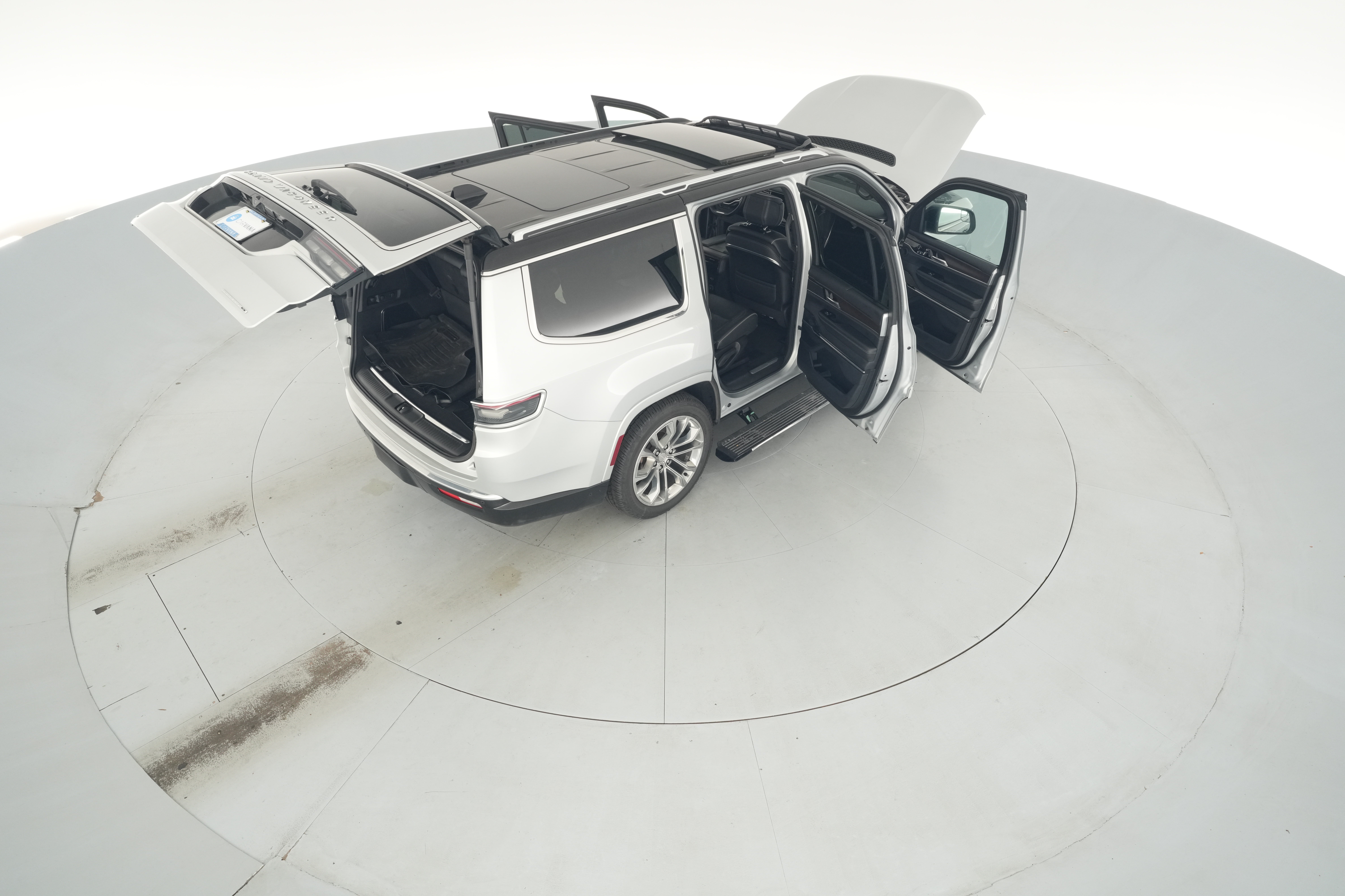 2023 Jeep Grand Wagoneer Series II - Photo 59