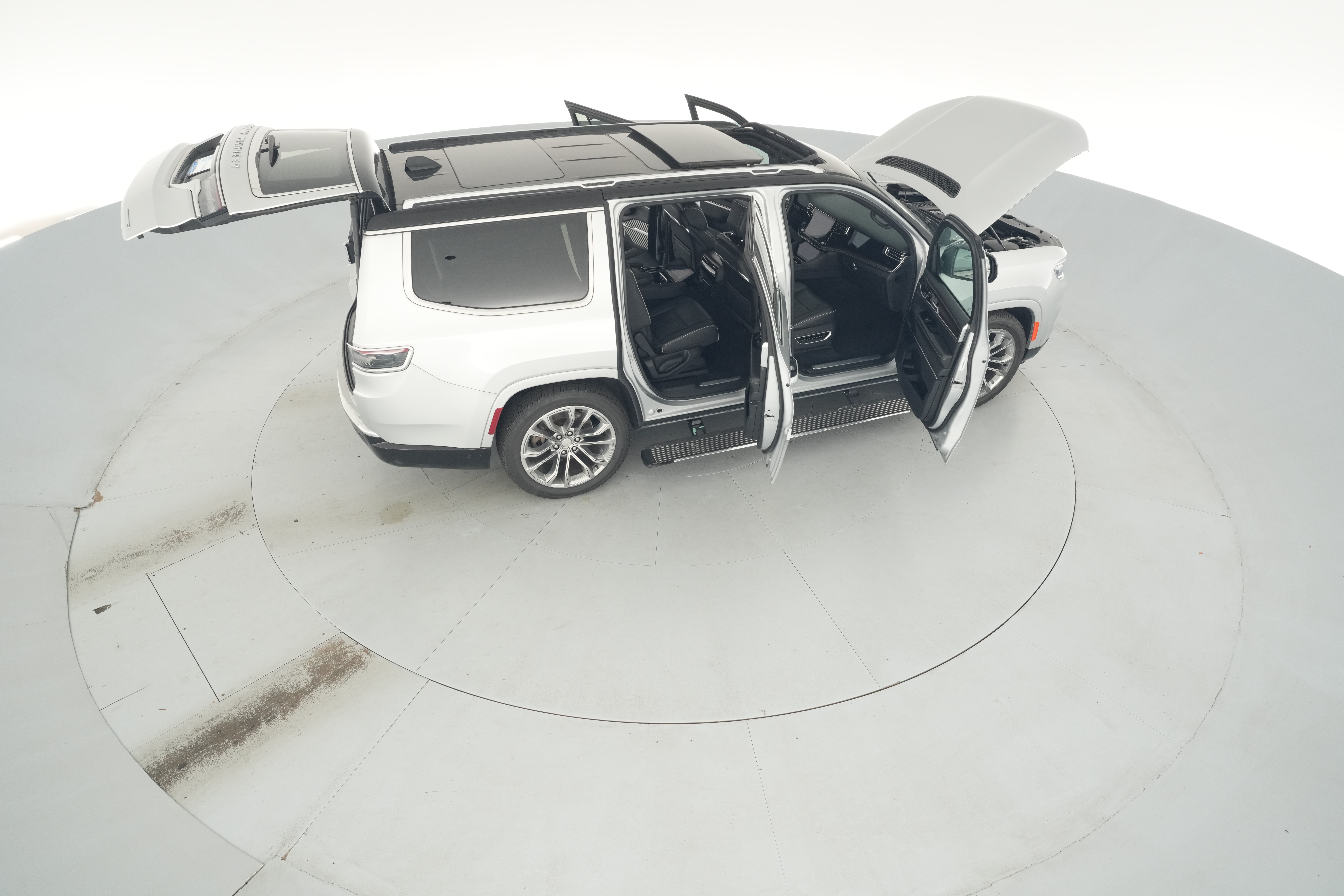 2023 Jeep Grand Wagoneer Series II - Photo 60