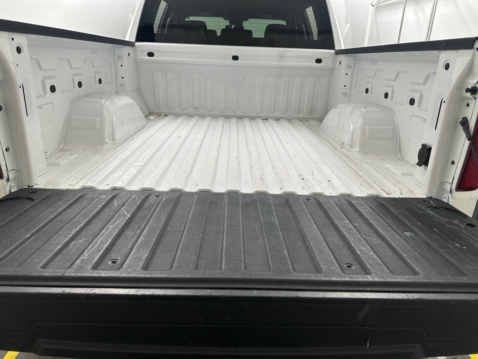 Thumbnail: 2025 Chevrolet Silverado 1500 - 7