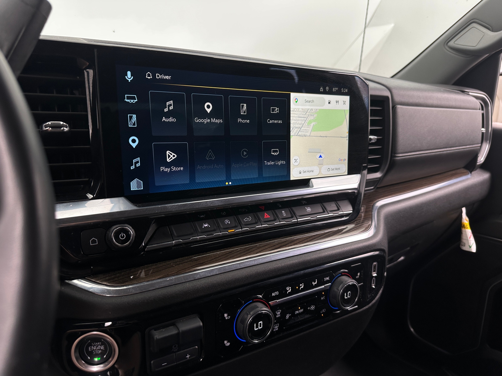 Thumbnail: 2025 Chevrolet Silverado 1500 - 4