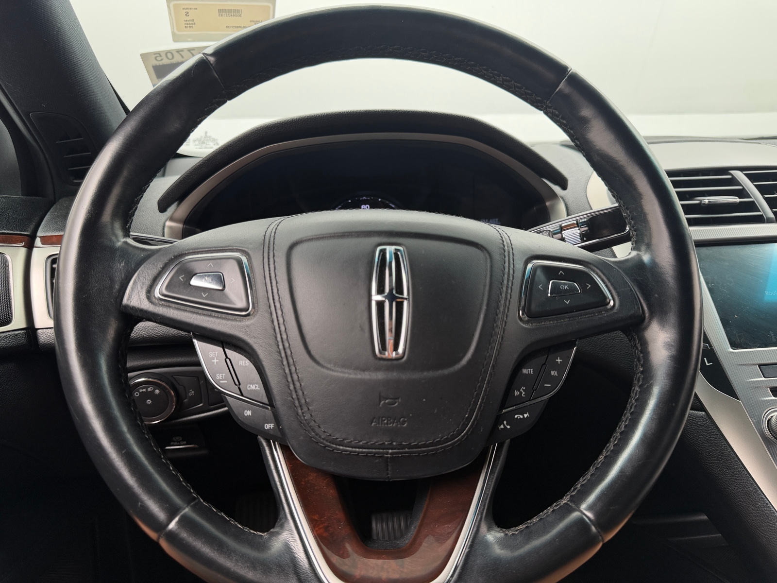 Thumbnail: 2018 Lincoln MKZ - 4