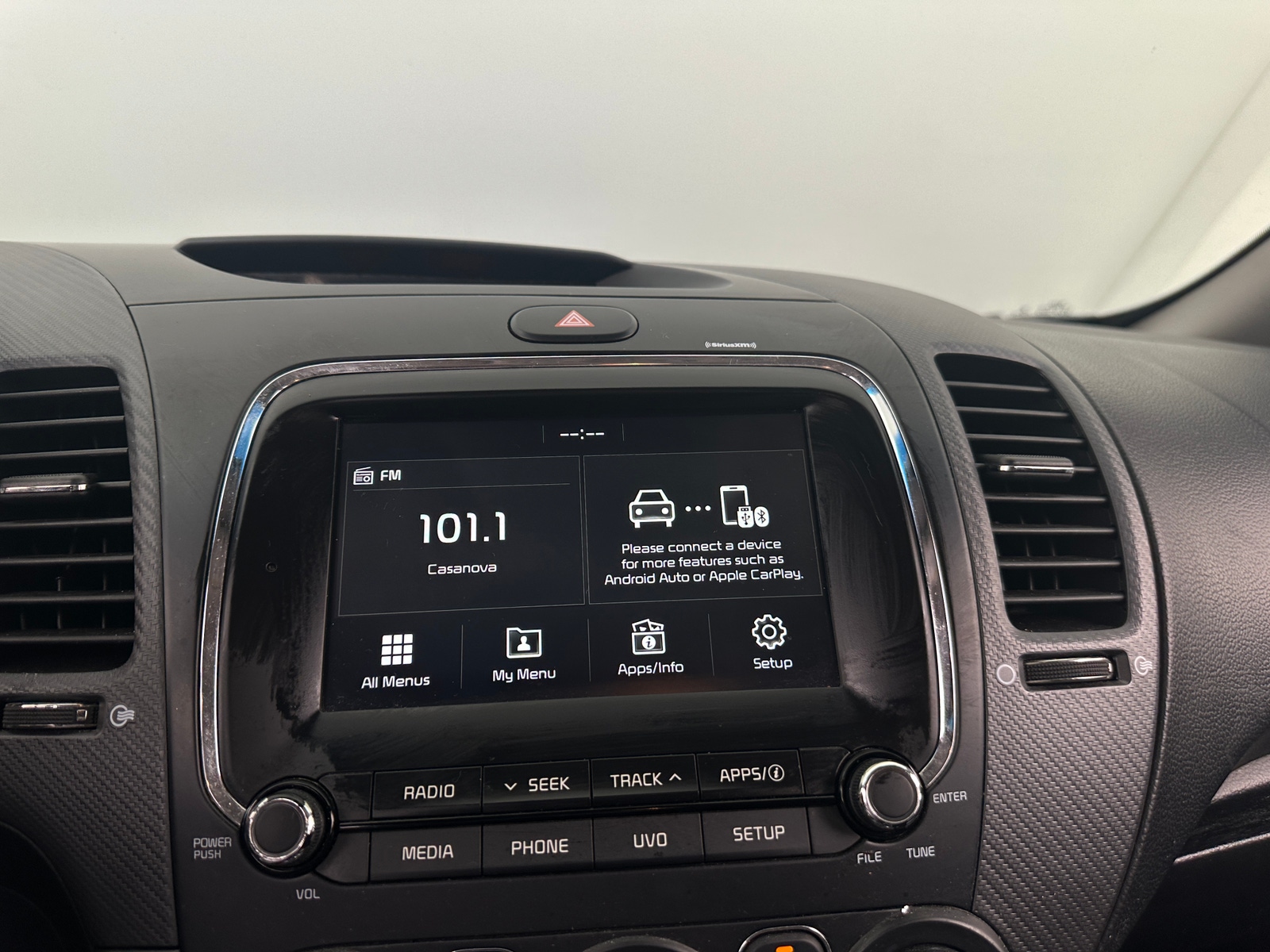 Thumbnail: 2018 Kia Forte - 4