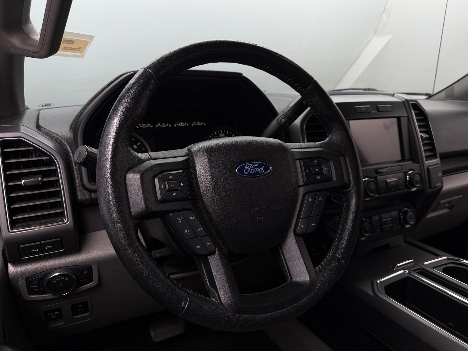 Thumbnail: 2020 Ford Econoline - 5