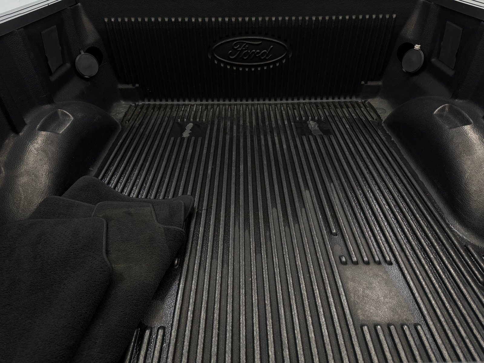 Thumbnail: 2020 Ford Econoline - 7