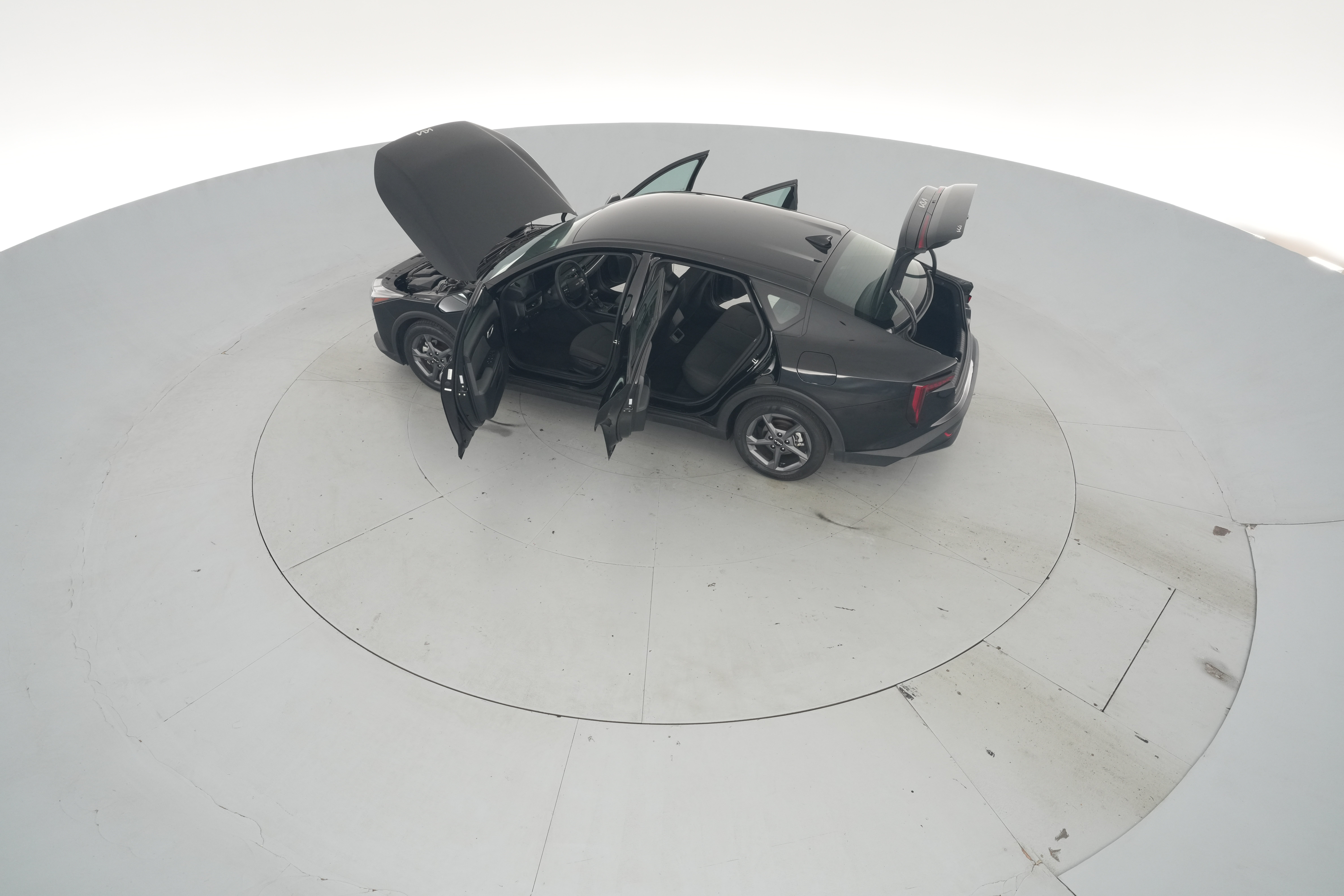 2025 Kia K4 LXS - Photo 44