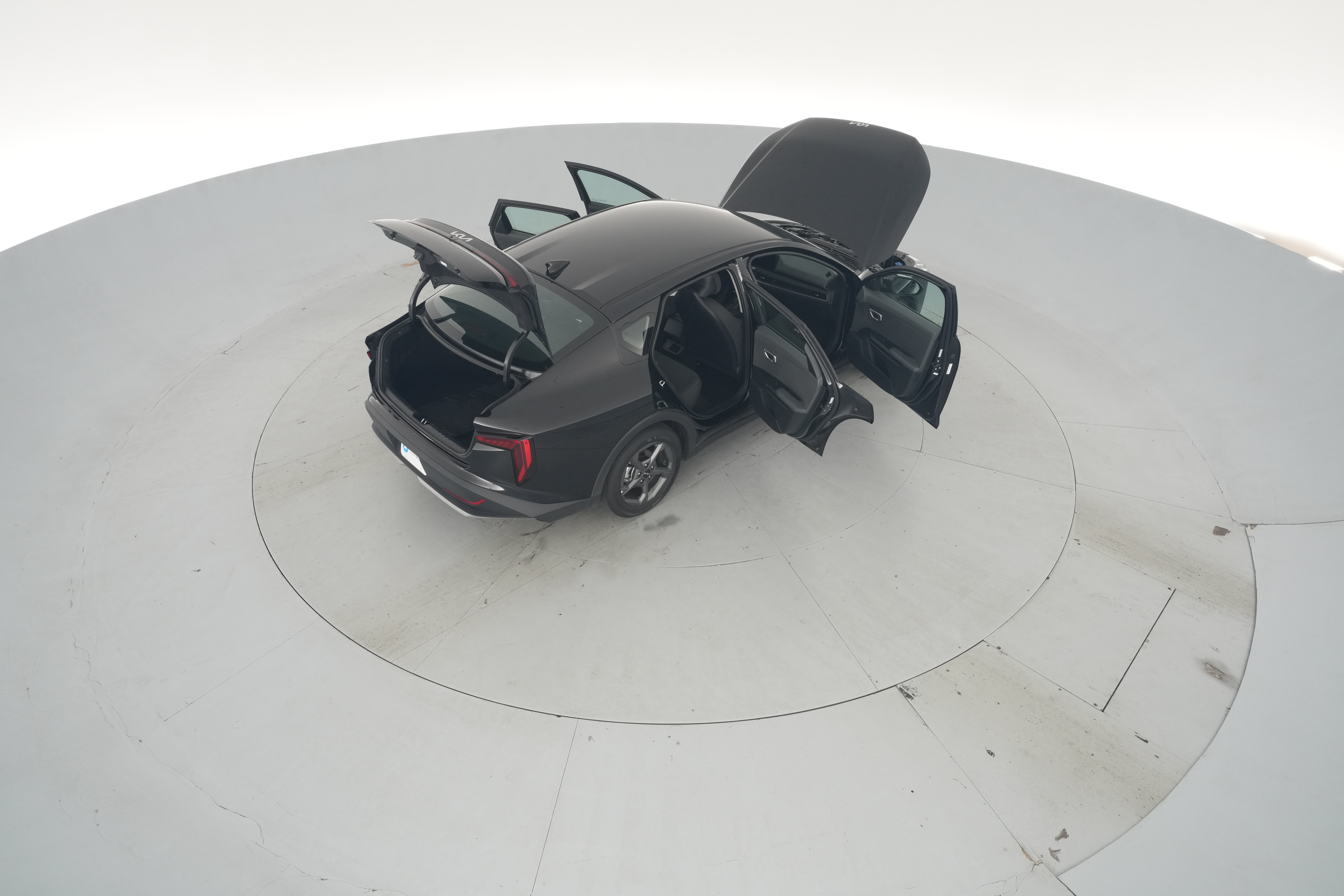 2025 Kia K4 LXS - Photo 49