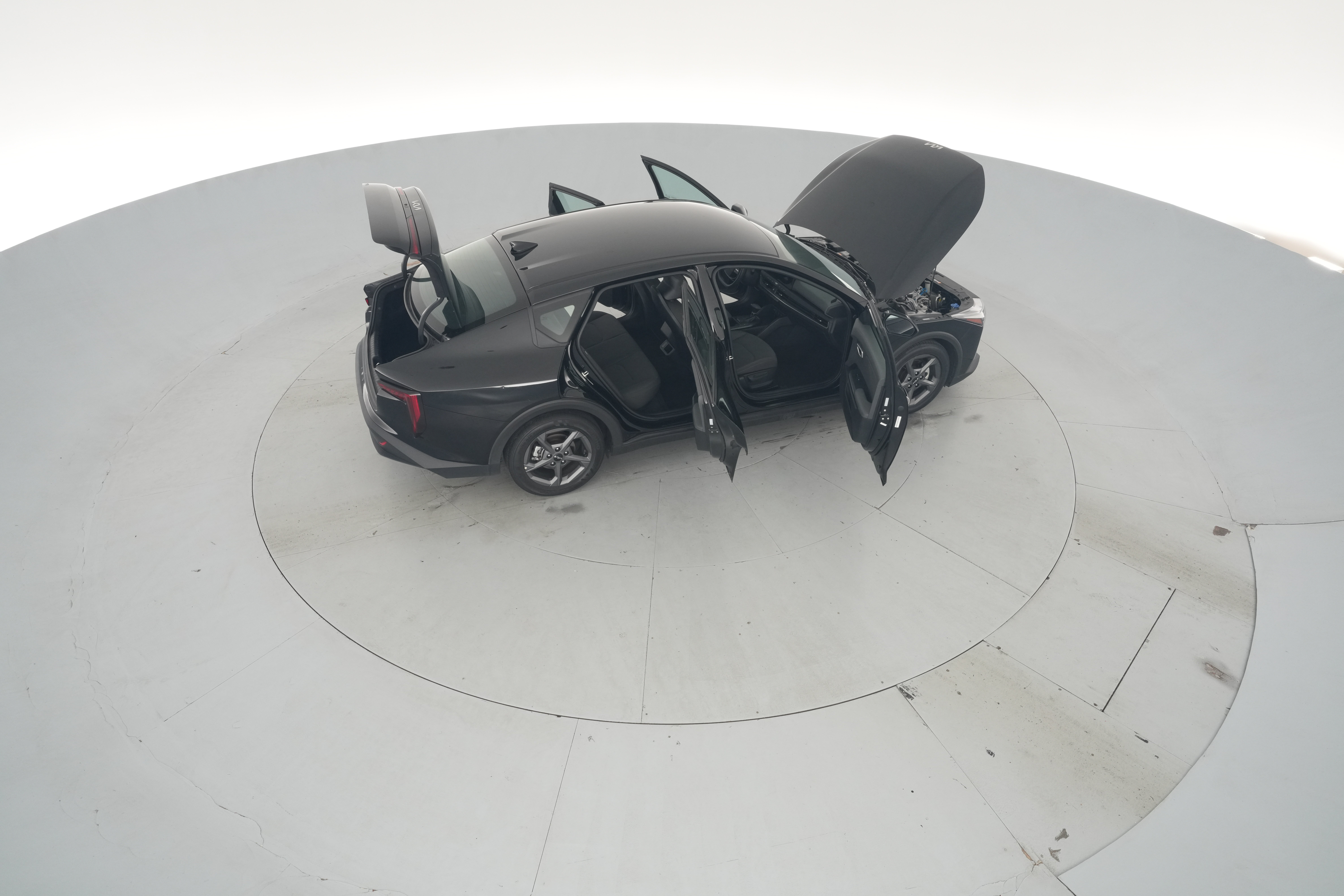 2025 Kia K4 LXS - Photo 50