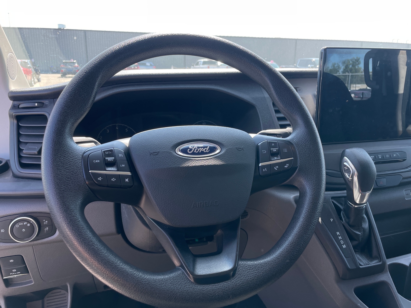 Thumbnail: 2022 Ford Econoline - 5
