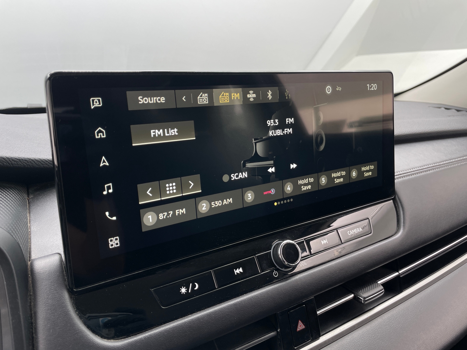 Thumbnail: 2025 Mitsubishi Outlander - 4