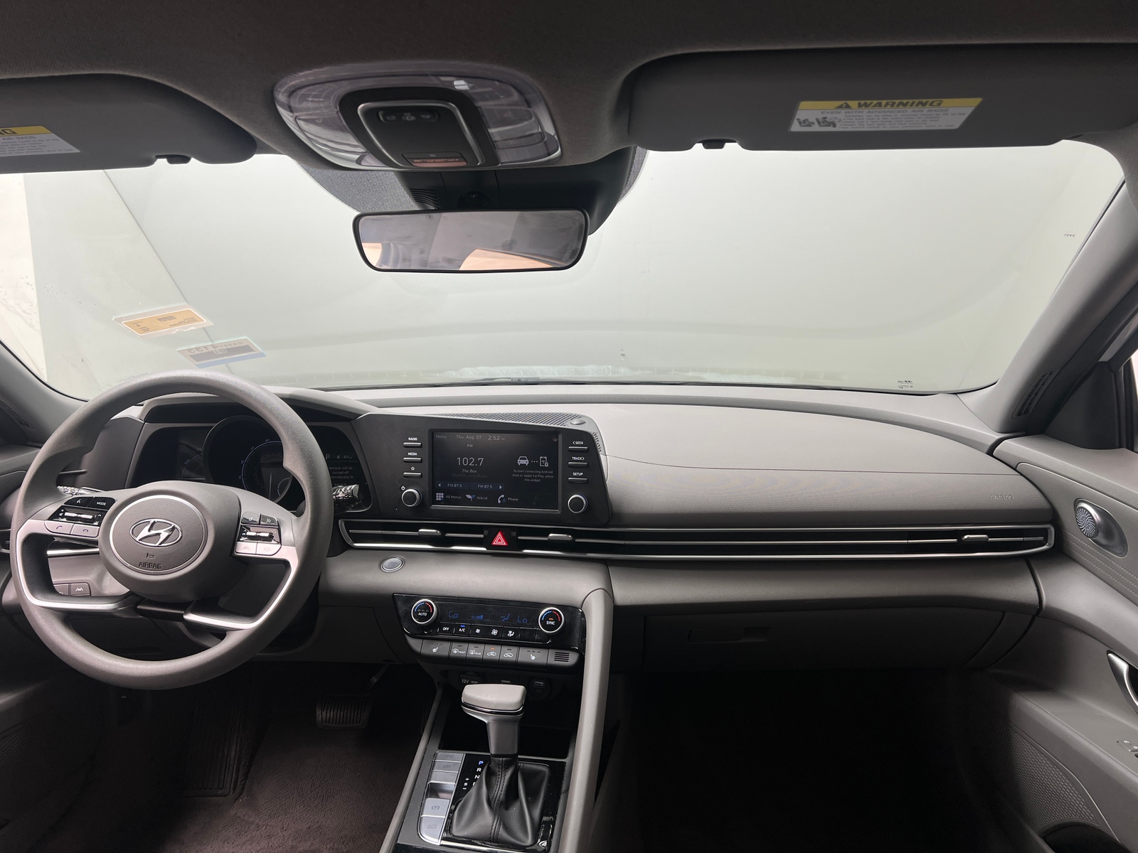 Thumbnail: 2023 Hyundai Elantra - 3