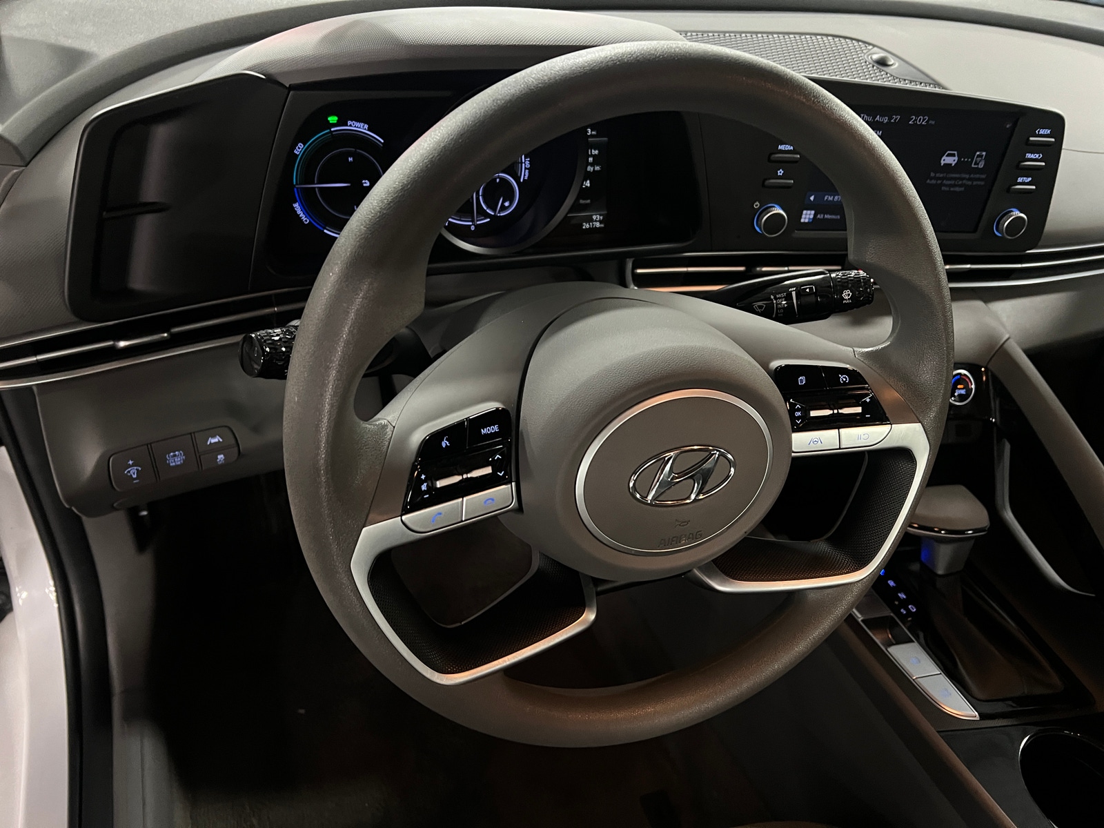 Thumbnail: 2023 Hyundai Elantra - 5
