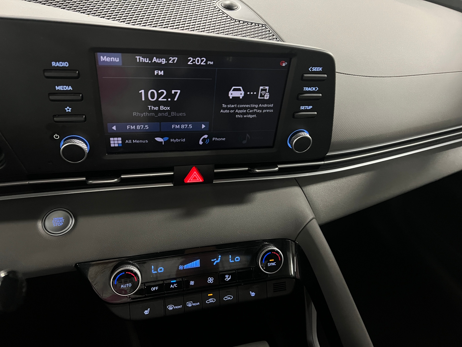 Thumbnail: 2023 Hyundai Elantra - 4