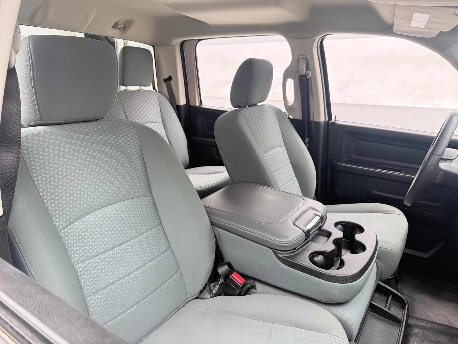 Thumbnail: 2019 RAM 1500 Classic - 2