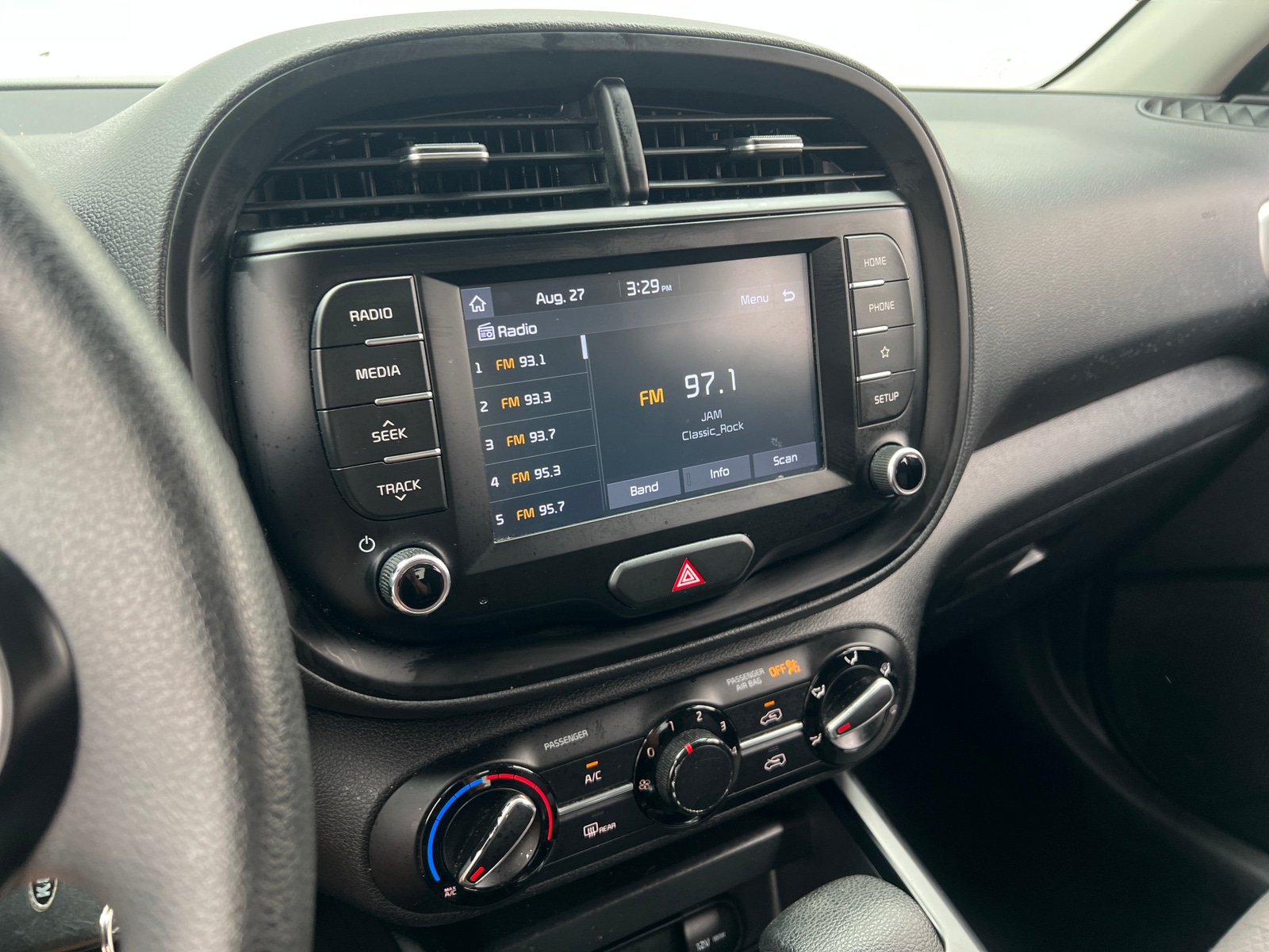 Thumbnail: 2020 Kia Soul - 4