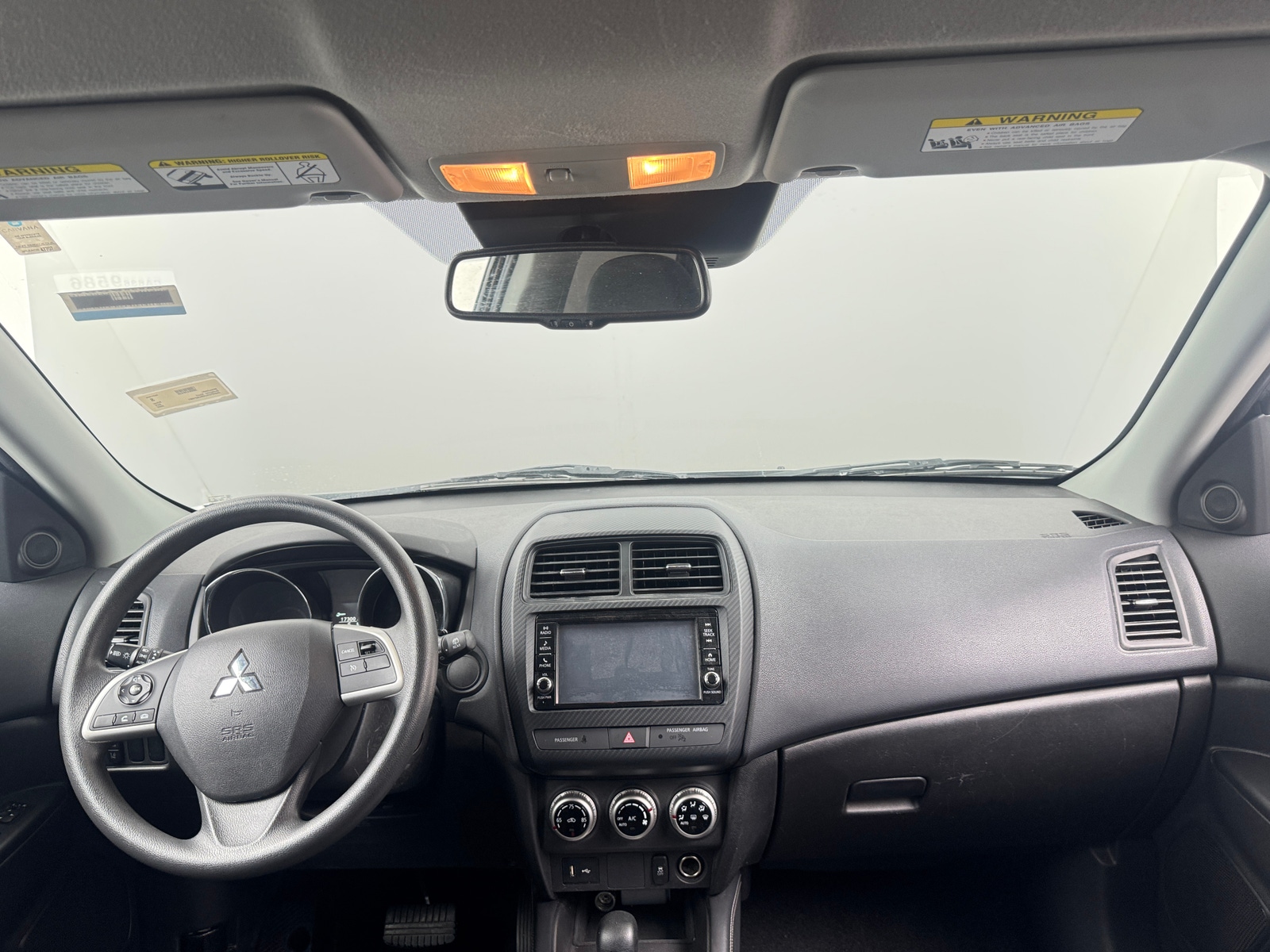 Thumbnail: 2022 Mitsubishi Outlander Sport - 3