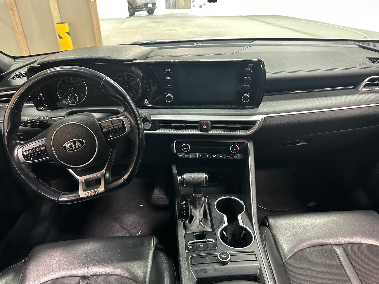 Thumbnail: 2021 Kia K5 - 2