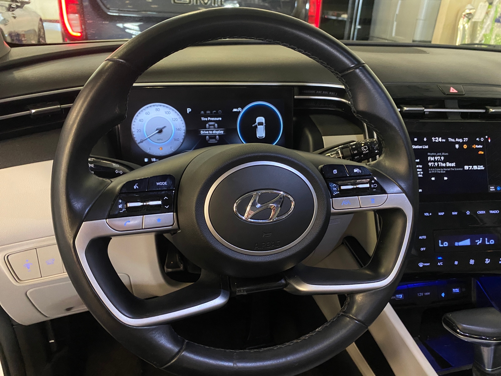 Thumbnail: 2024 Hyundai Tucson - 4
