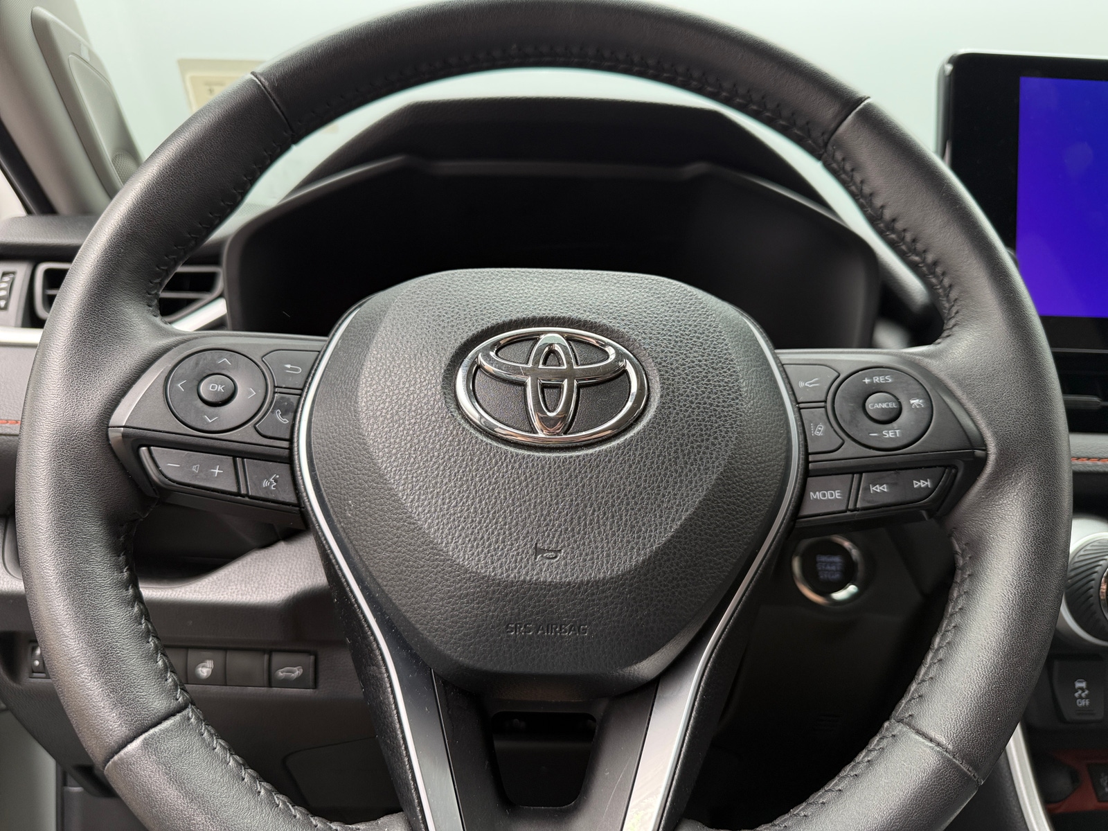 Thumbnail: 2023 Toyota RAV4 - 4