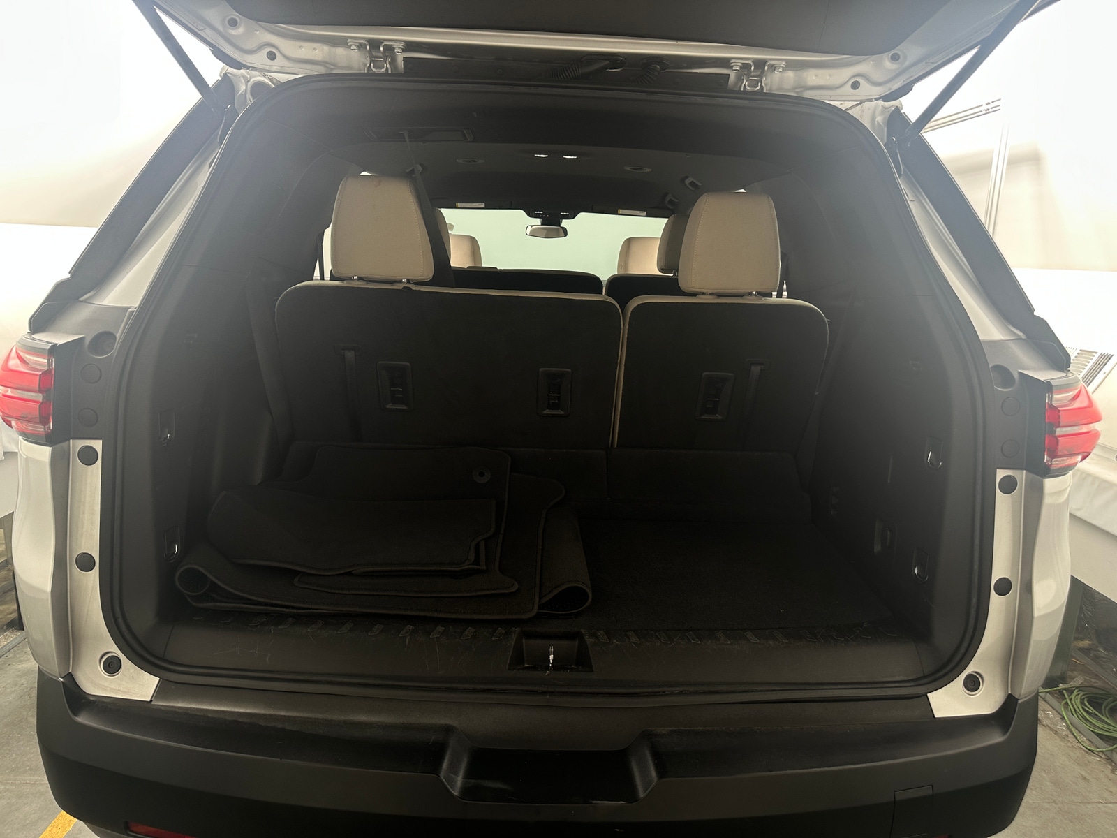 Thumbnail: 2022 Chevrolet Traverse - 7