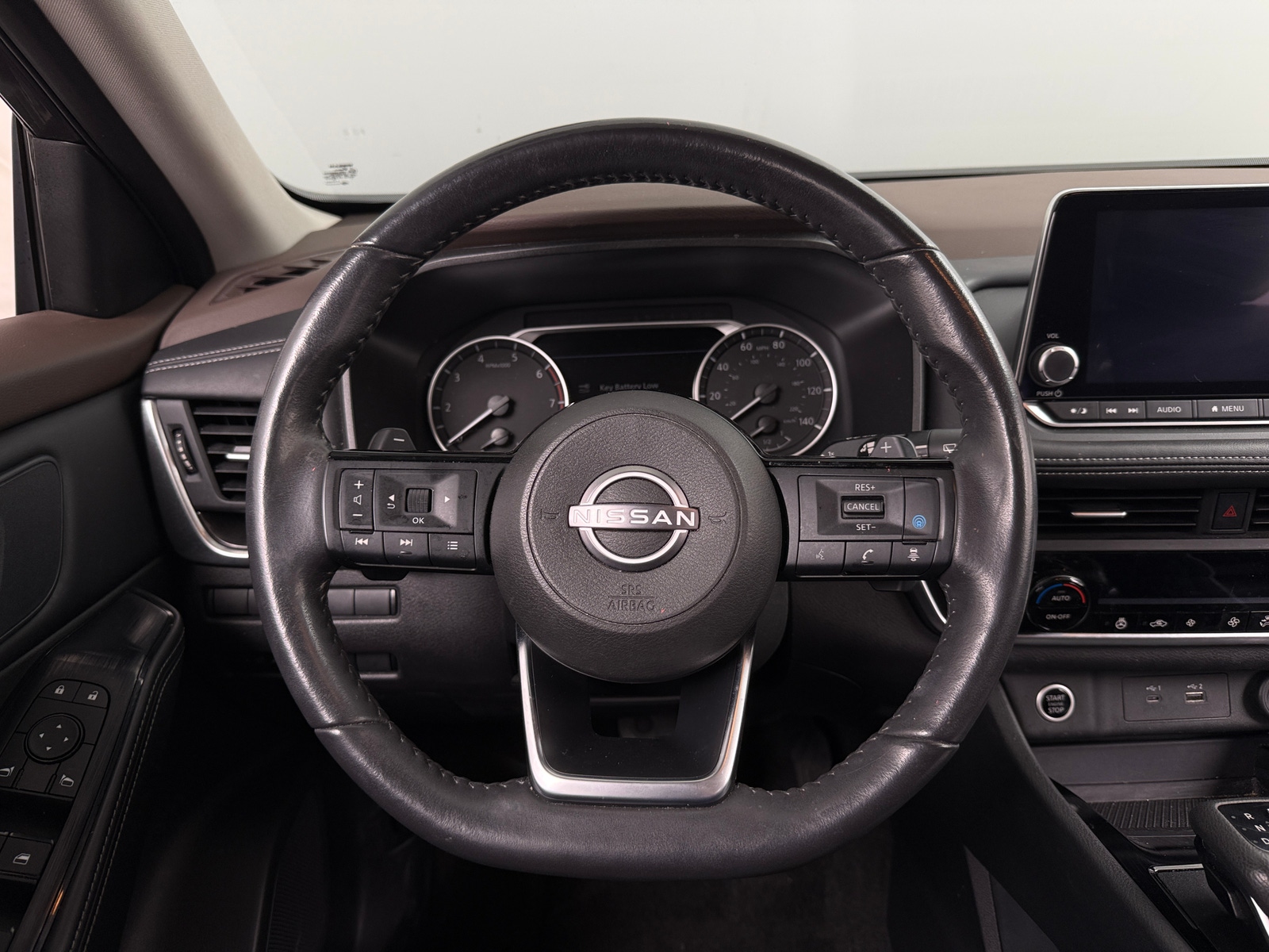 Thumbnail: 2023 Nissan Rogue - 4