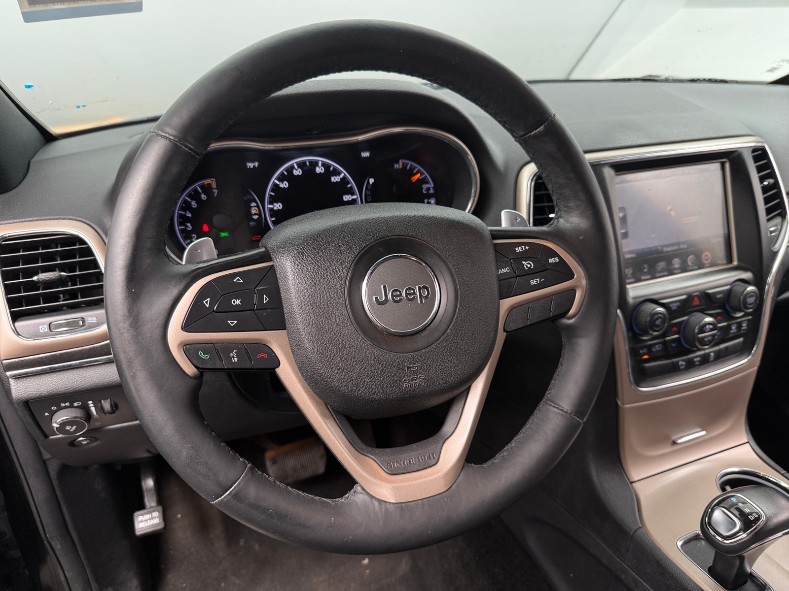 Thumbnail: 2015 Jeep Grand Cherokee - 4