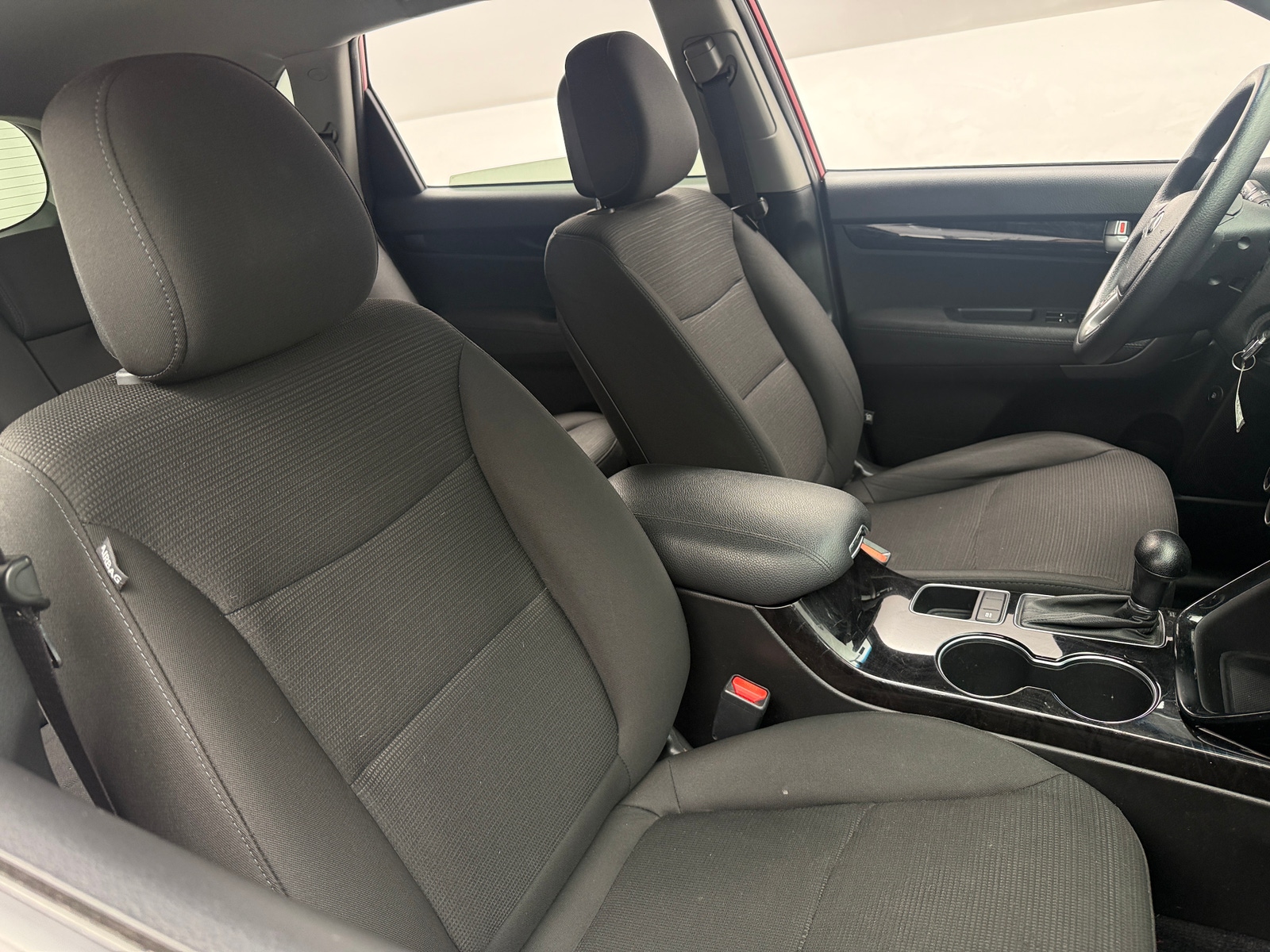 Thumbnail: 2015 Kia Sorento - 2
