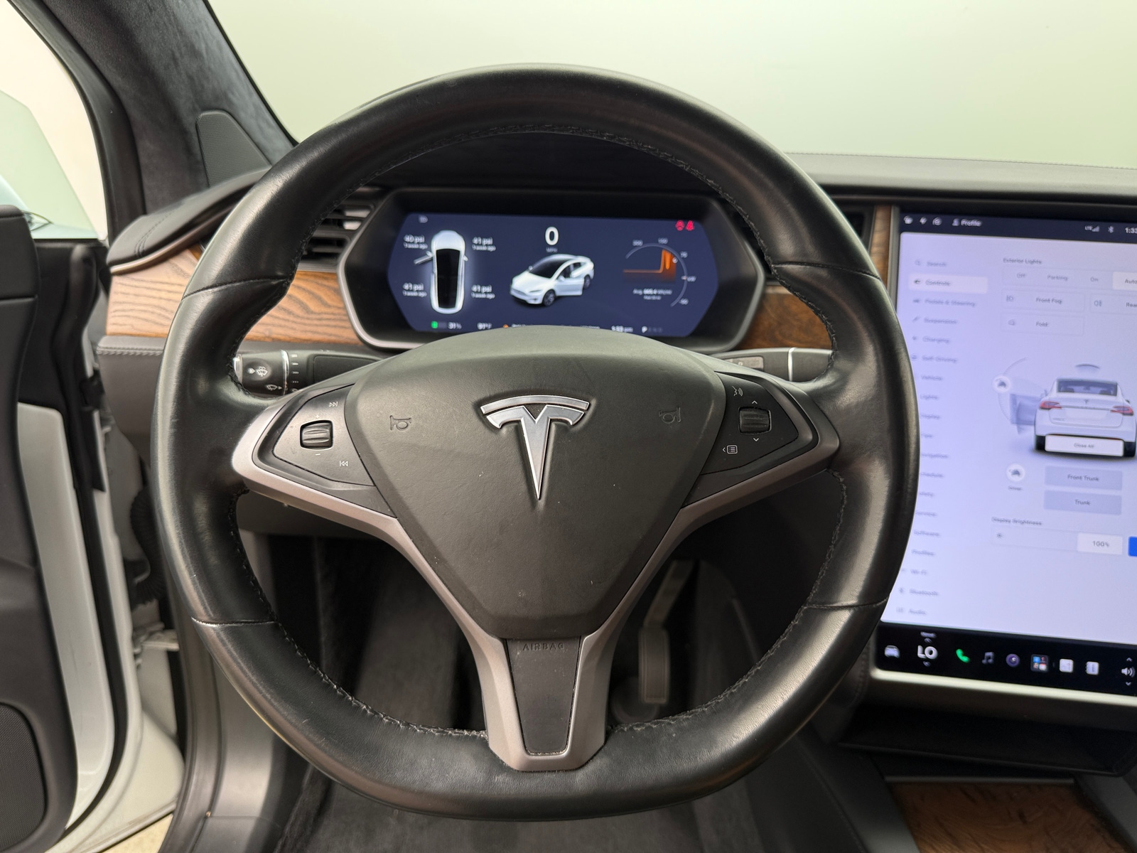 Thumbnail: 2020 Tesla Model X - 4