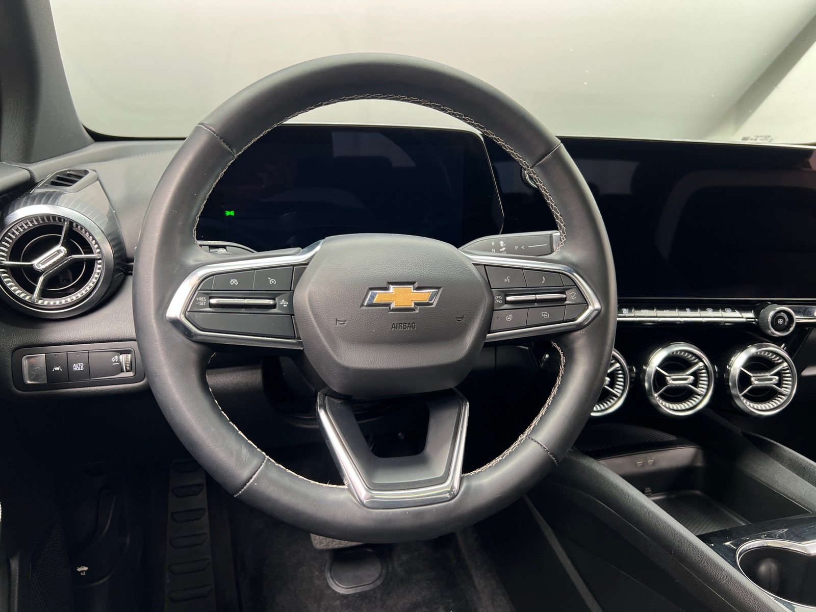 Thumbnail: 2024 Chevrolet Blazer EV - 4