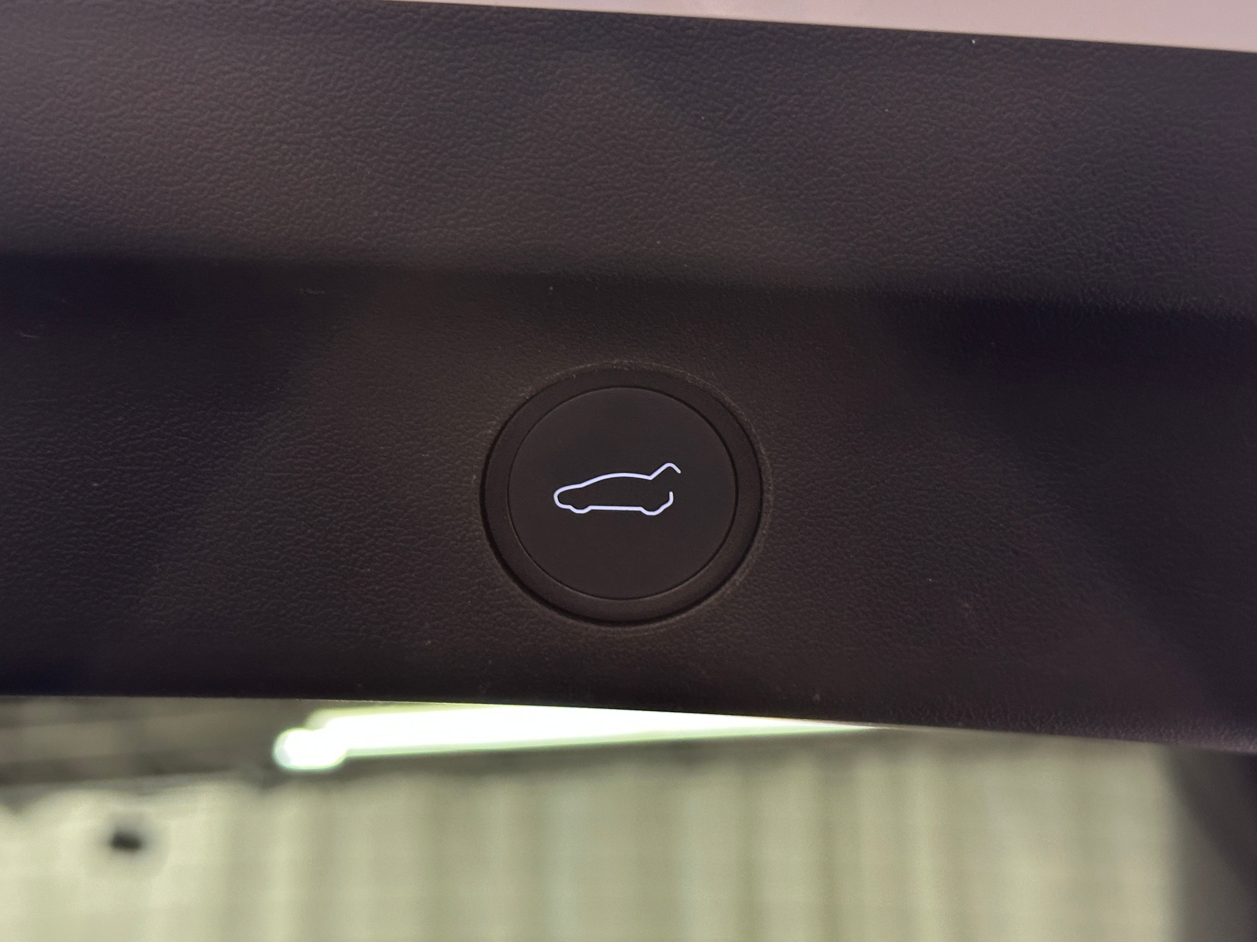 Used 2022 Tesla Model Y Long Range with VIN 7SAYGDEE1NF427371 for sale in Auburn, WA