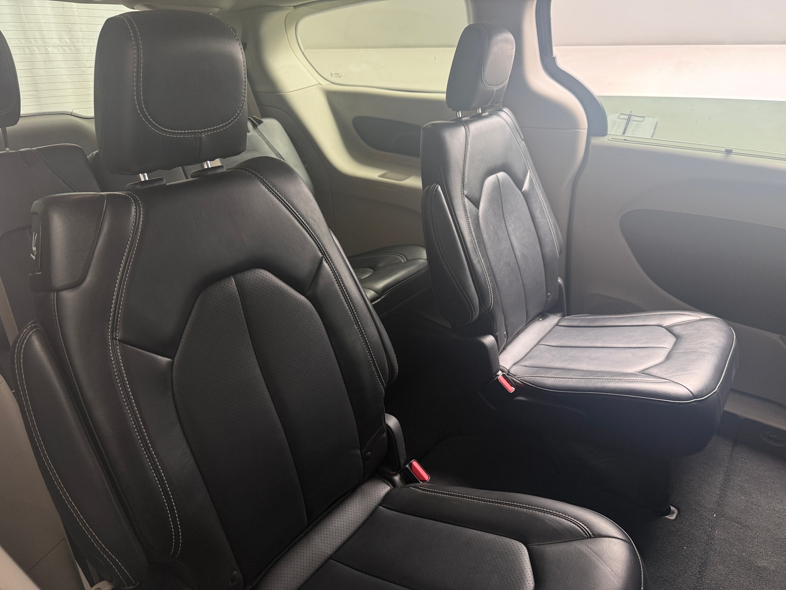 Thumbnail: 2024 Chrysler Pacifica - 5
