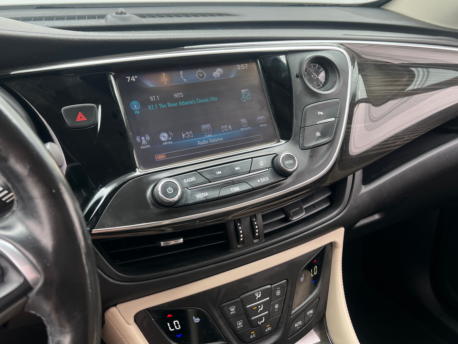 Thumbnail: 2019 Buick Envision - 3