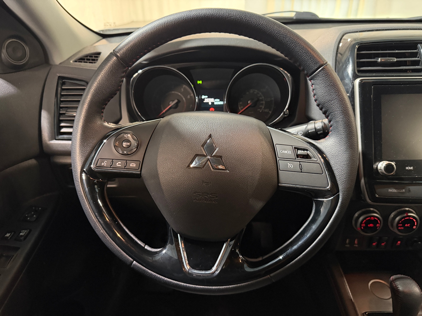 Thumbnail: 2021 Mitsubishi Outlander Sport - 5
