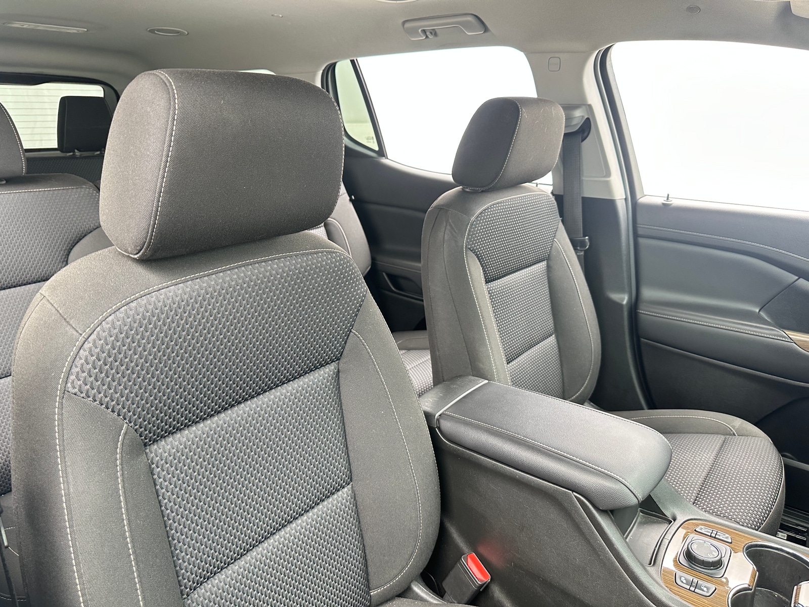 Thumbnail: 2023 GMC Acadia - 2