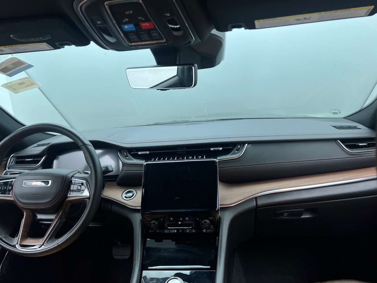 Thumbnail: 2025 Jeep Grand Cherokee L - 2