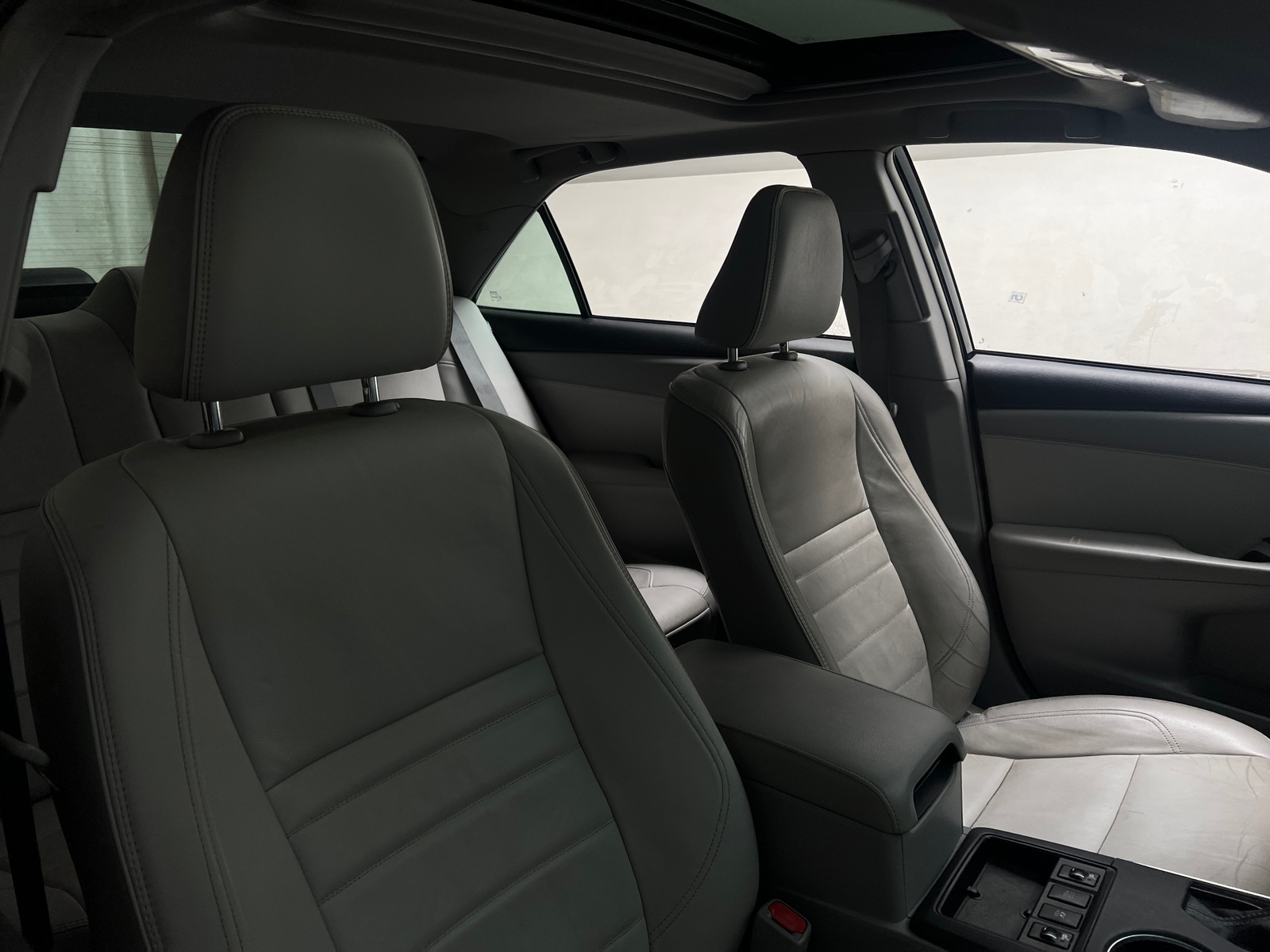 Thumbnail: 2015 Toyota Camry - 2