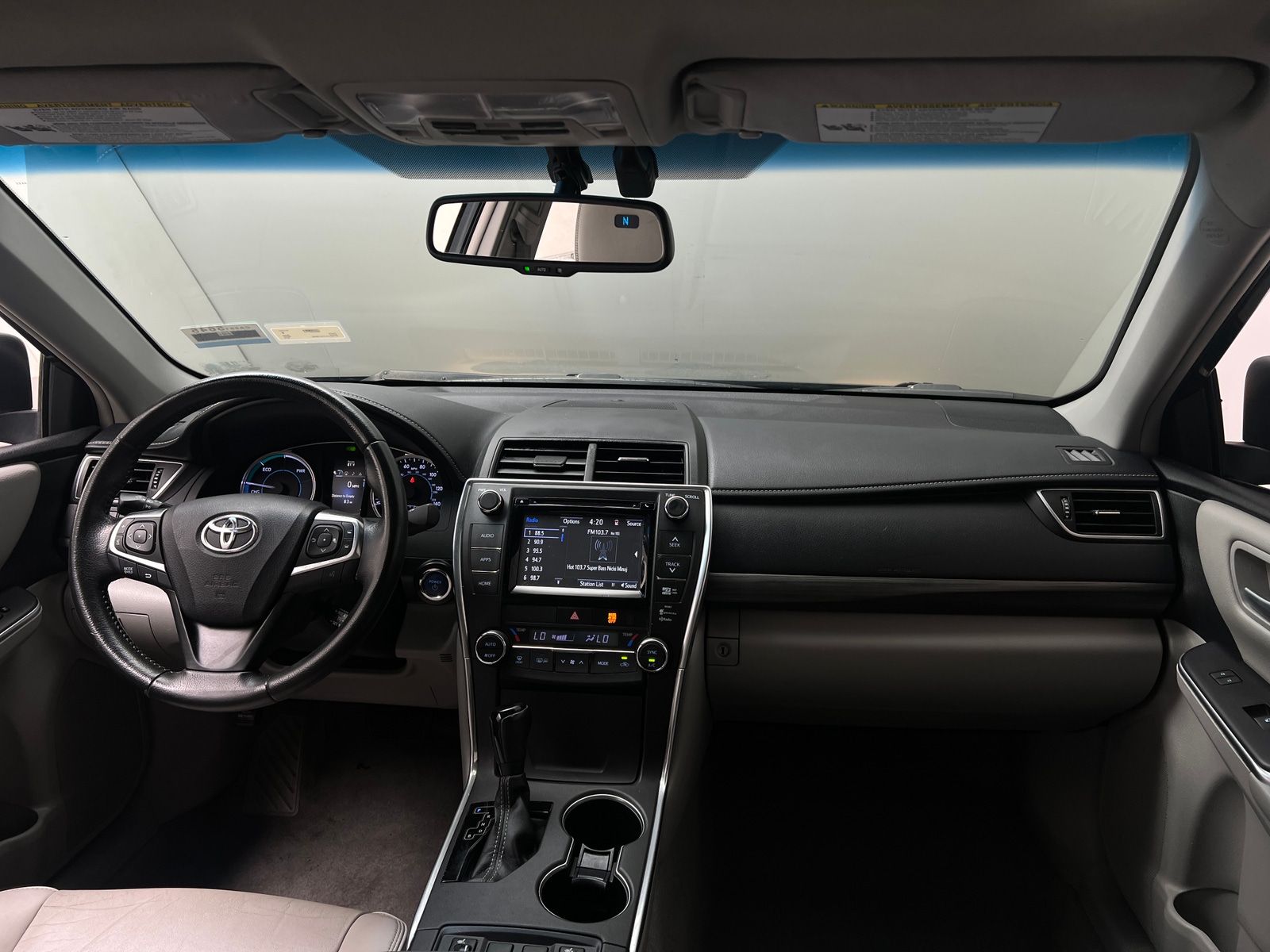 Thumbnail: 2015 Toyota Camry - 3