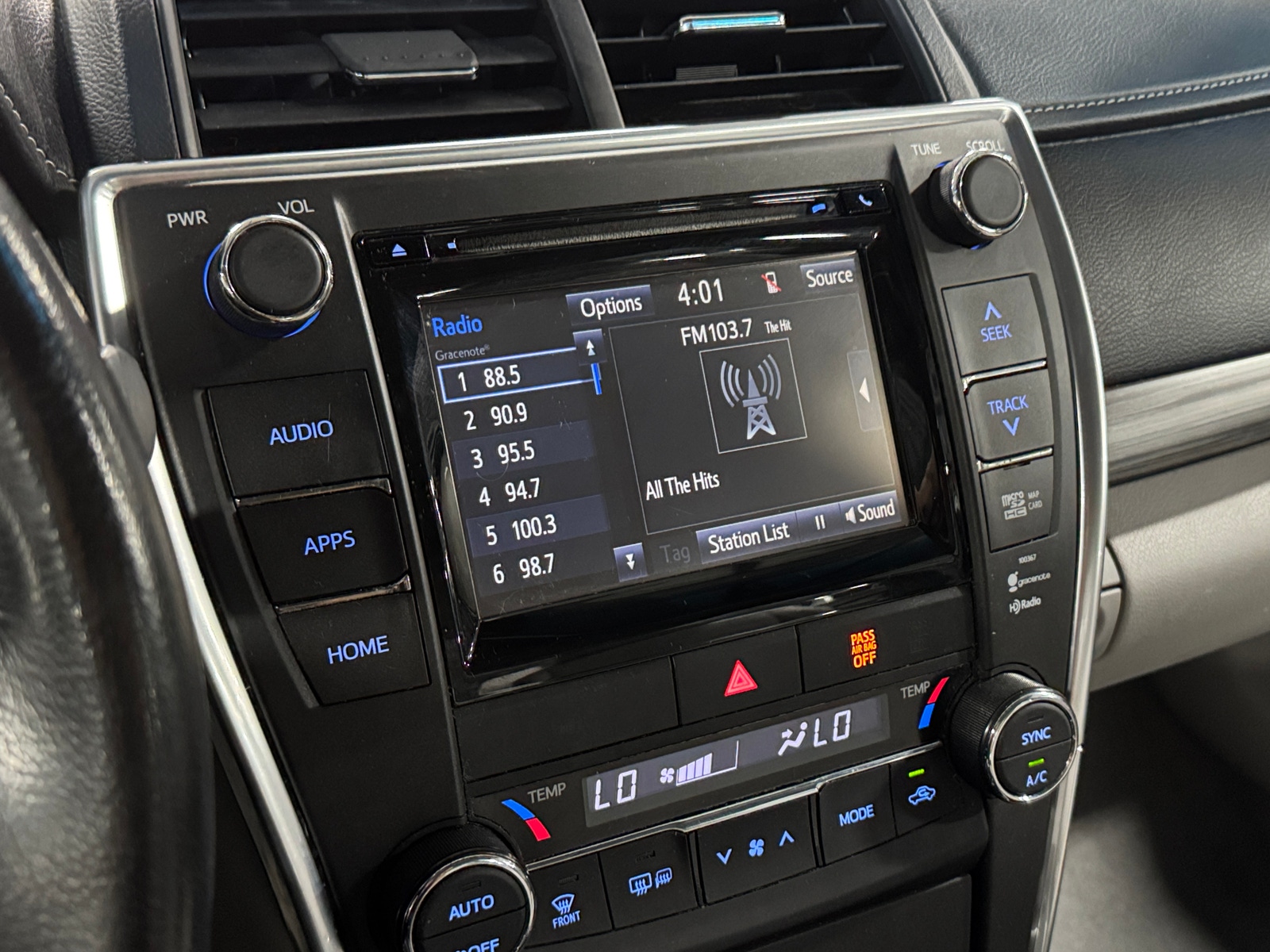 Thumbnail: 2015 Toyota Camry - 4