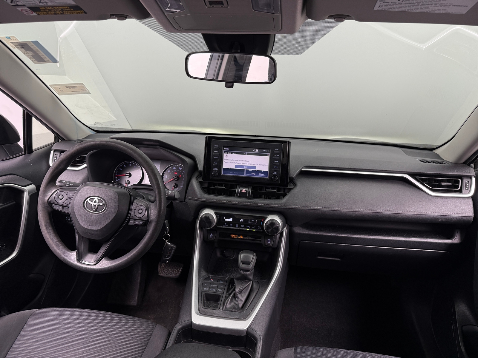 Thumbnail: 2019 Toyota RAV4 - 3