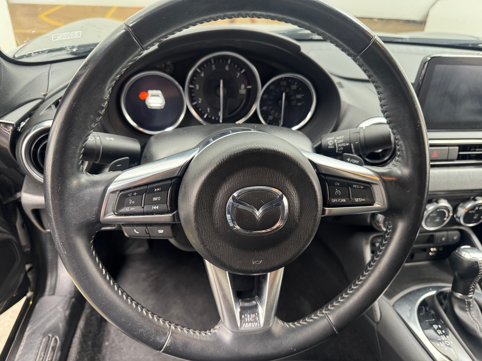 Thumbnail: 2020 Mazda MX-5 Miata - 3