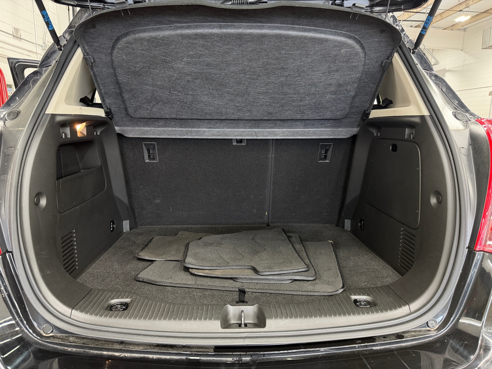 Thumbnail: 2018 Buick Encore - 6
