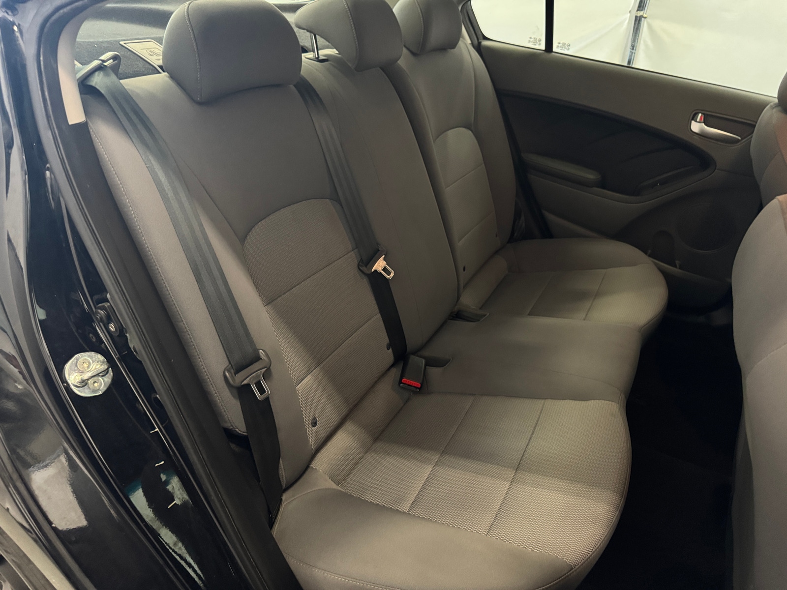 Thumbnail: 2018 Kia Forte - 6