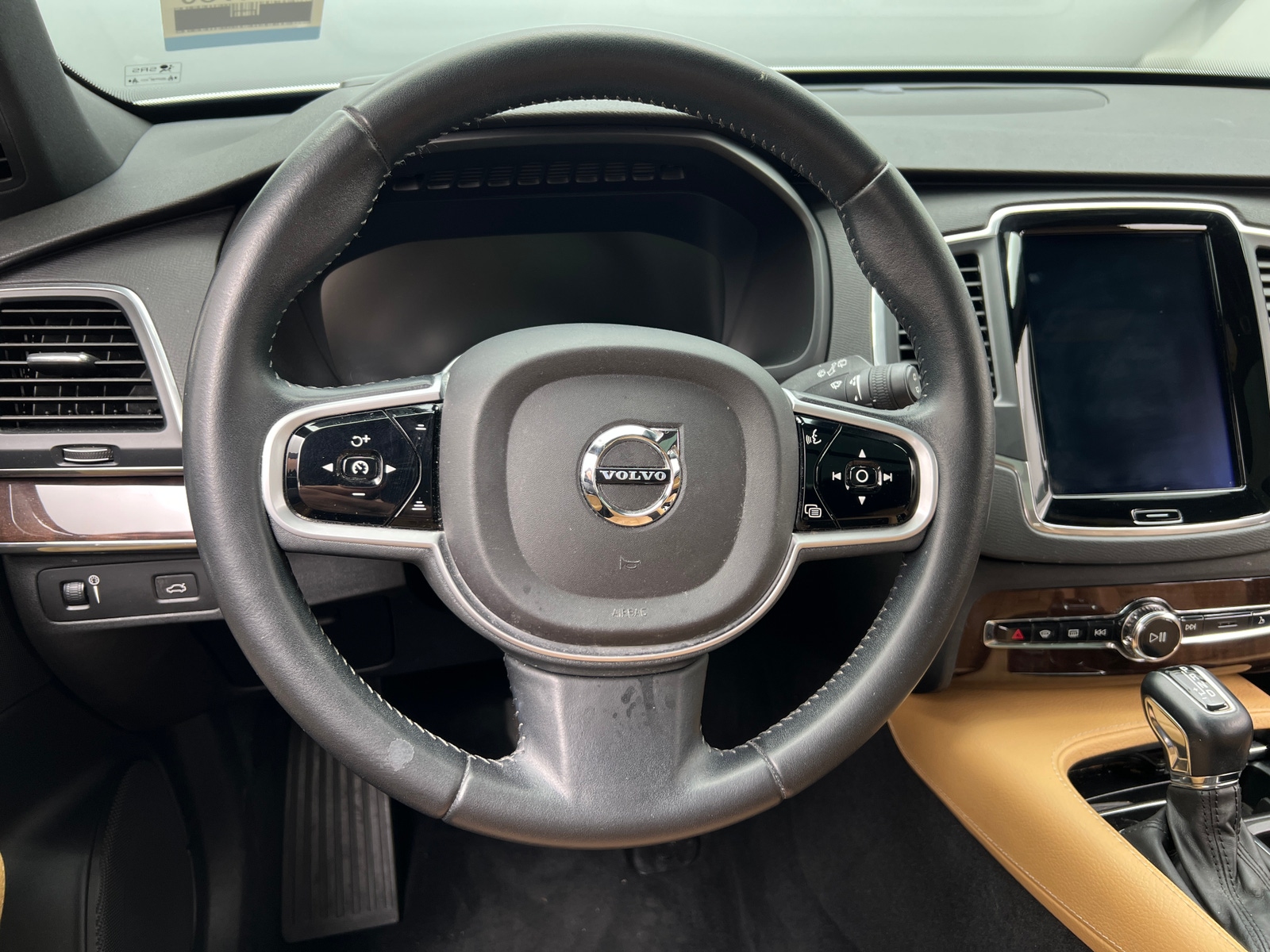 Thumbnail: 2019 Volvo XC90 - 4