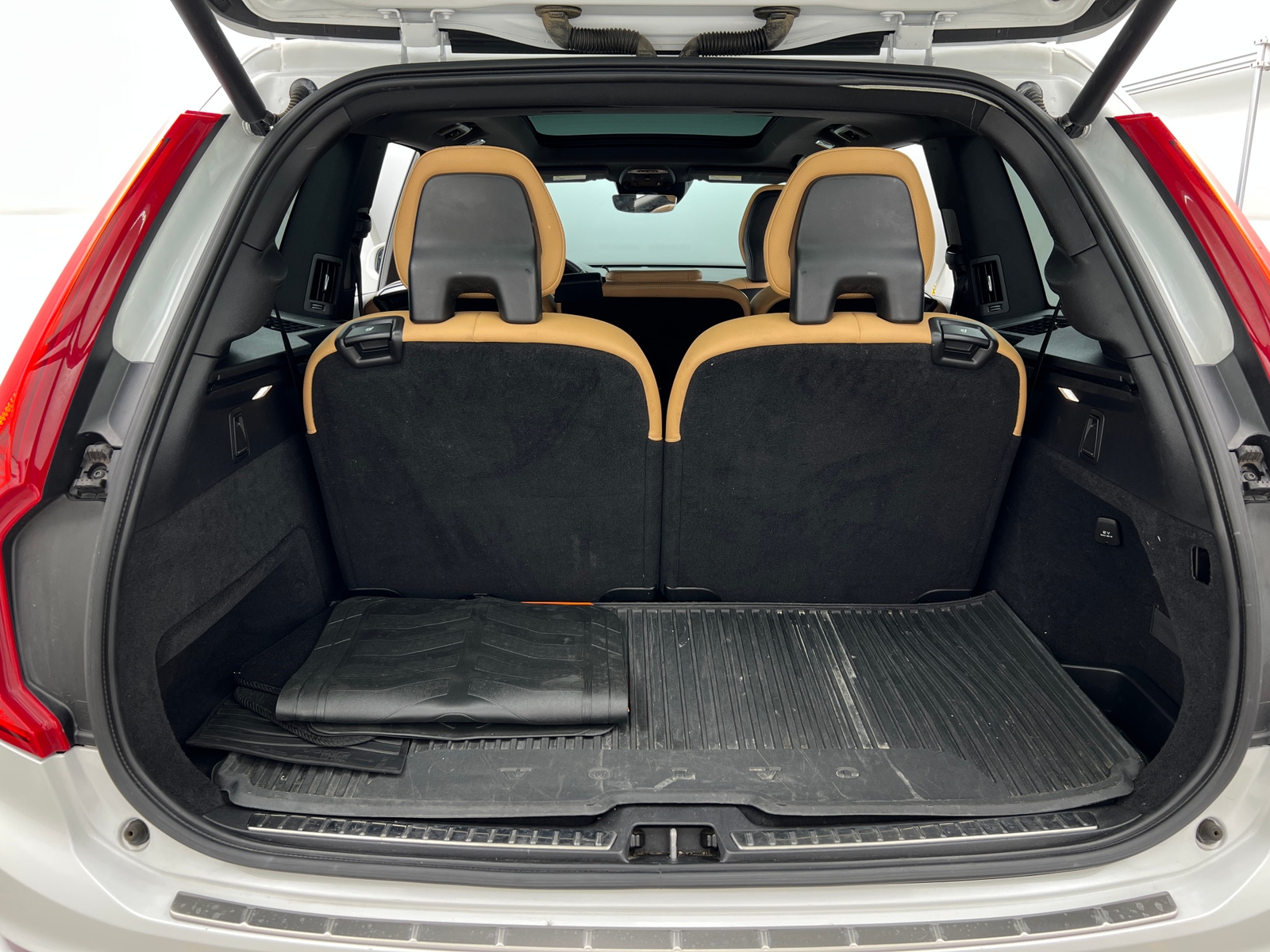 Thumbnail: 2019 Volvo XC90 - 6
