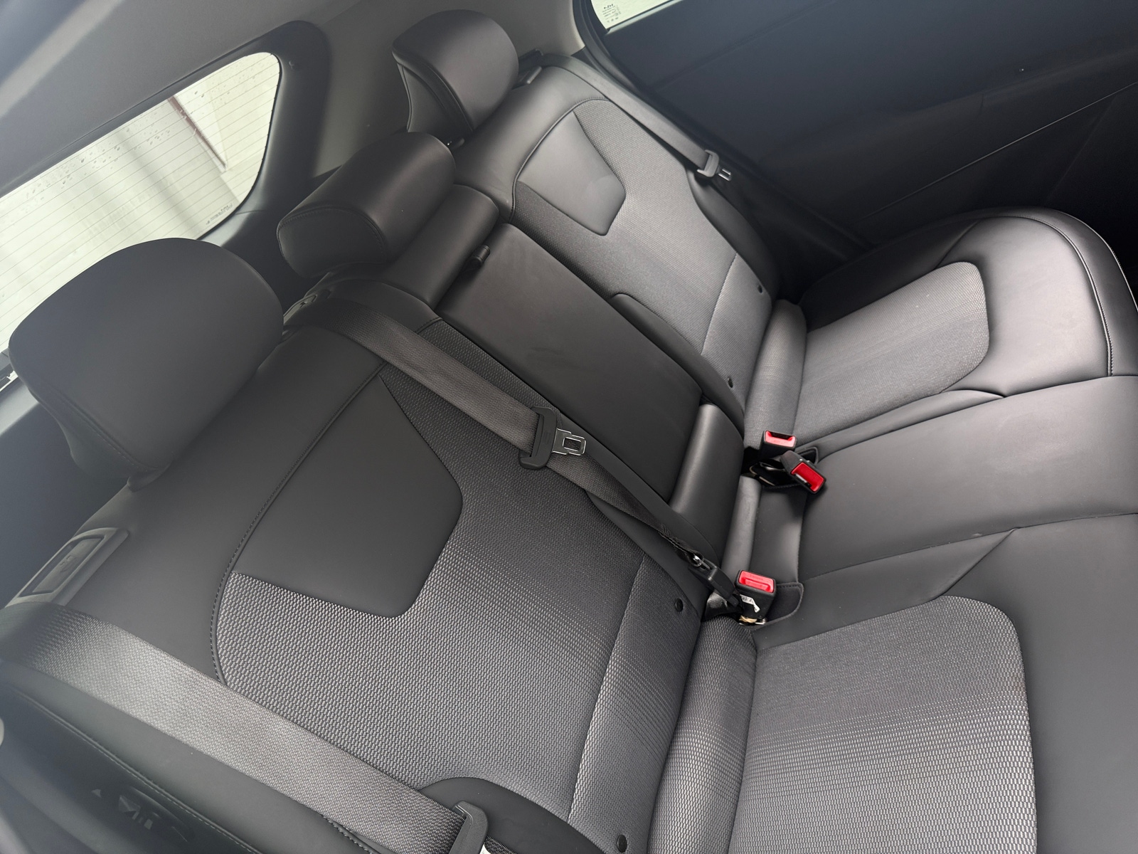 Thumbnail: 2025 Kia Niro - 5