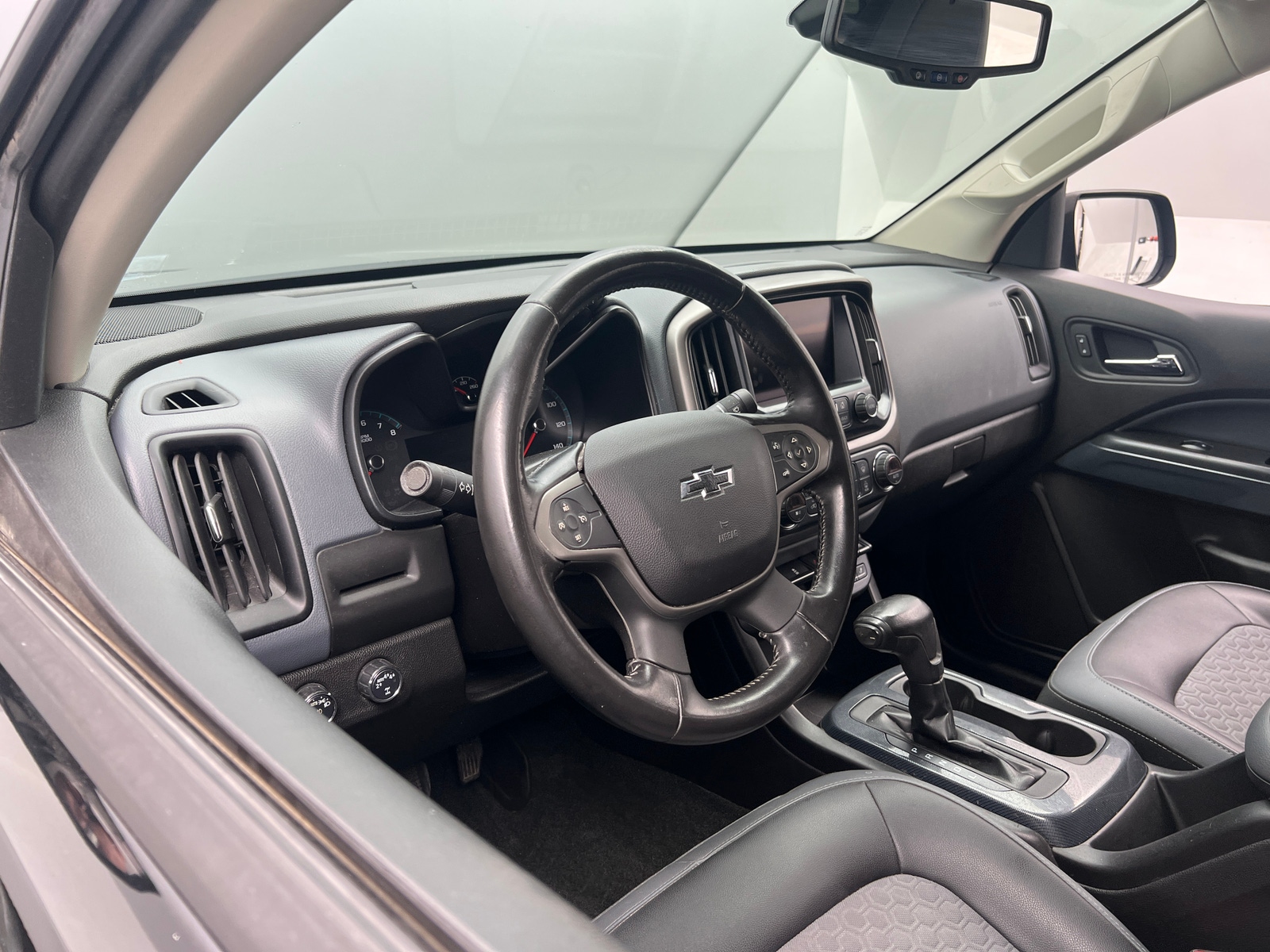 Thumbnail: 2018 Chevrolet Colorado - 4