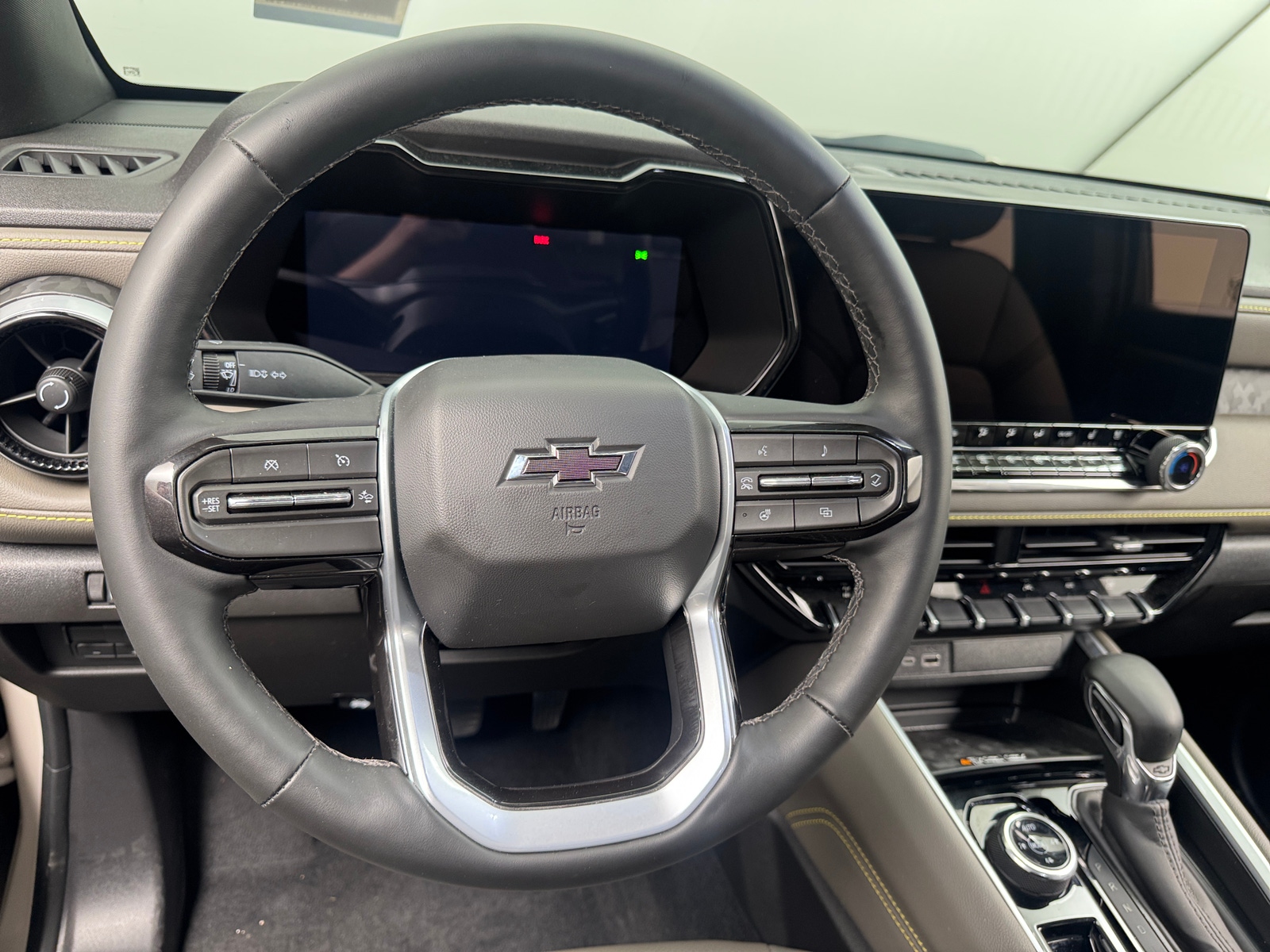 Thumbnail: 2026 Chevrolet Colorado - 4