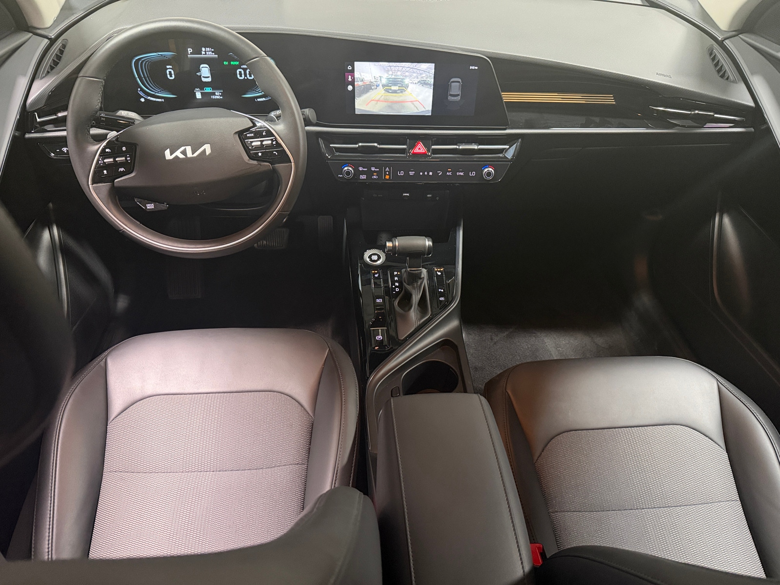 Thumbnail: 2024 Kia Niro - 2