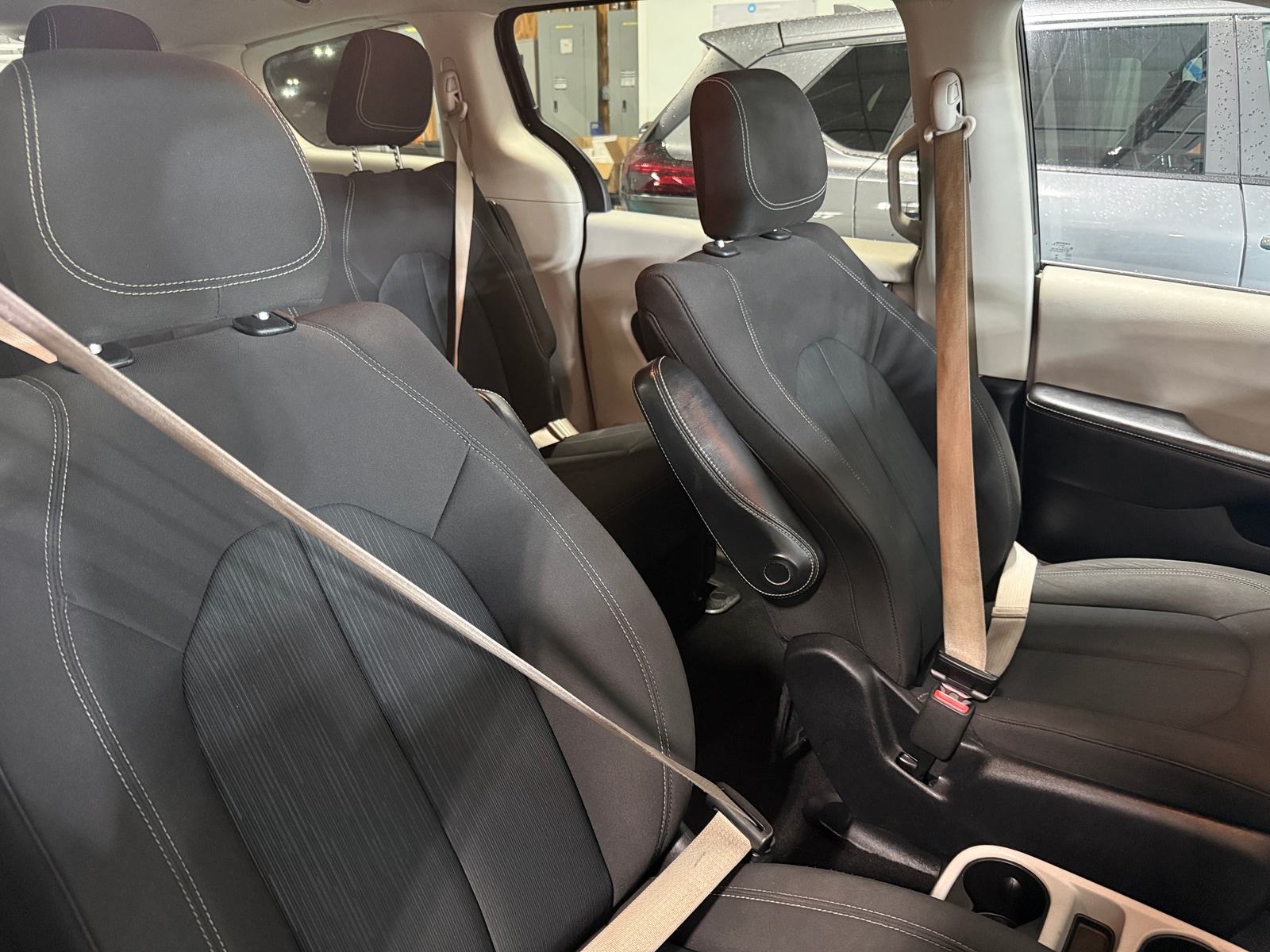 Thumbnail: 2020 Chrysler Voyager - 2