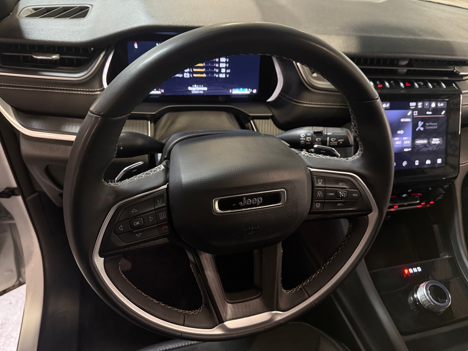 Thumbnail: 2025 Jeep Grand Cherokee - 4